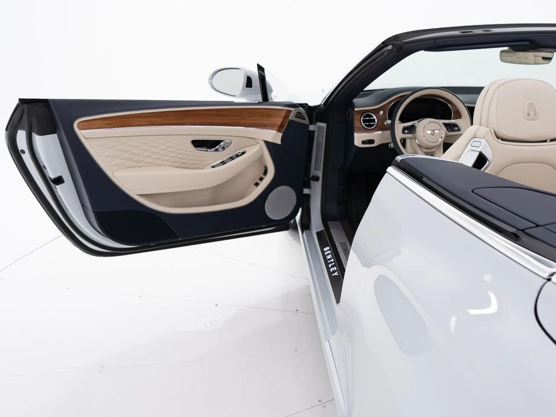 mph017_4121178998_6cc56237f626a46da806a2c63cc811c2_2d1d050a41