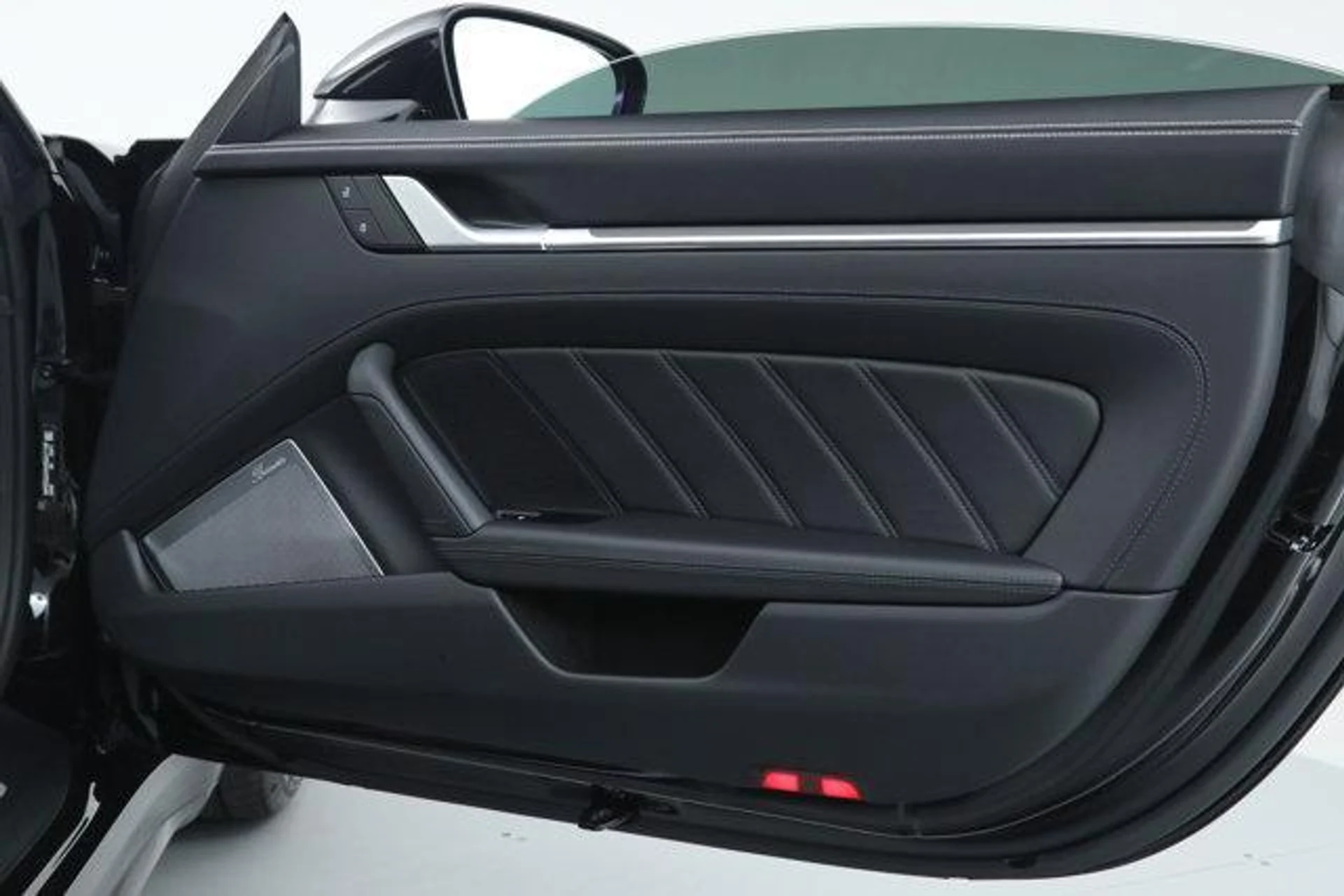 mph017_4122508583_y74_UQ_Fb2_P64_HZP_63_S_Mkdqzz9q_PM_e6b7ad2b8d