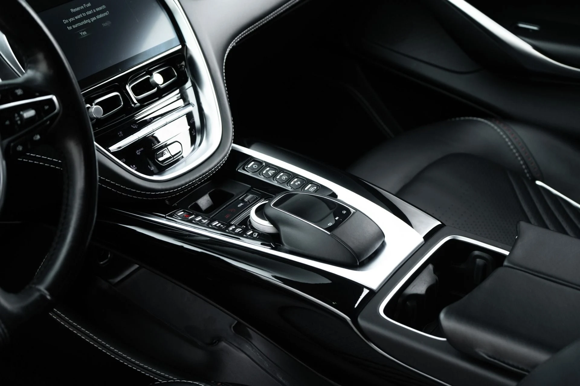 mph017_4141421949_Used_2021_Aston_Martin_DBX_1777485060_a6189daa08