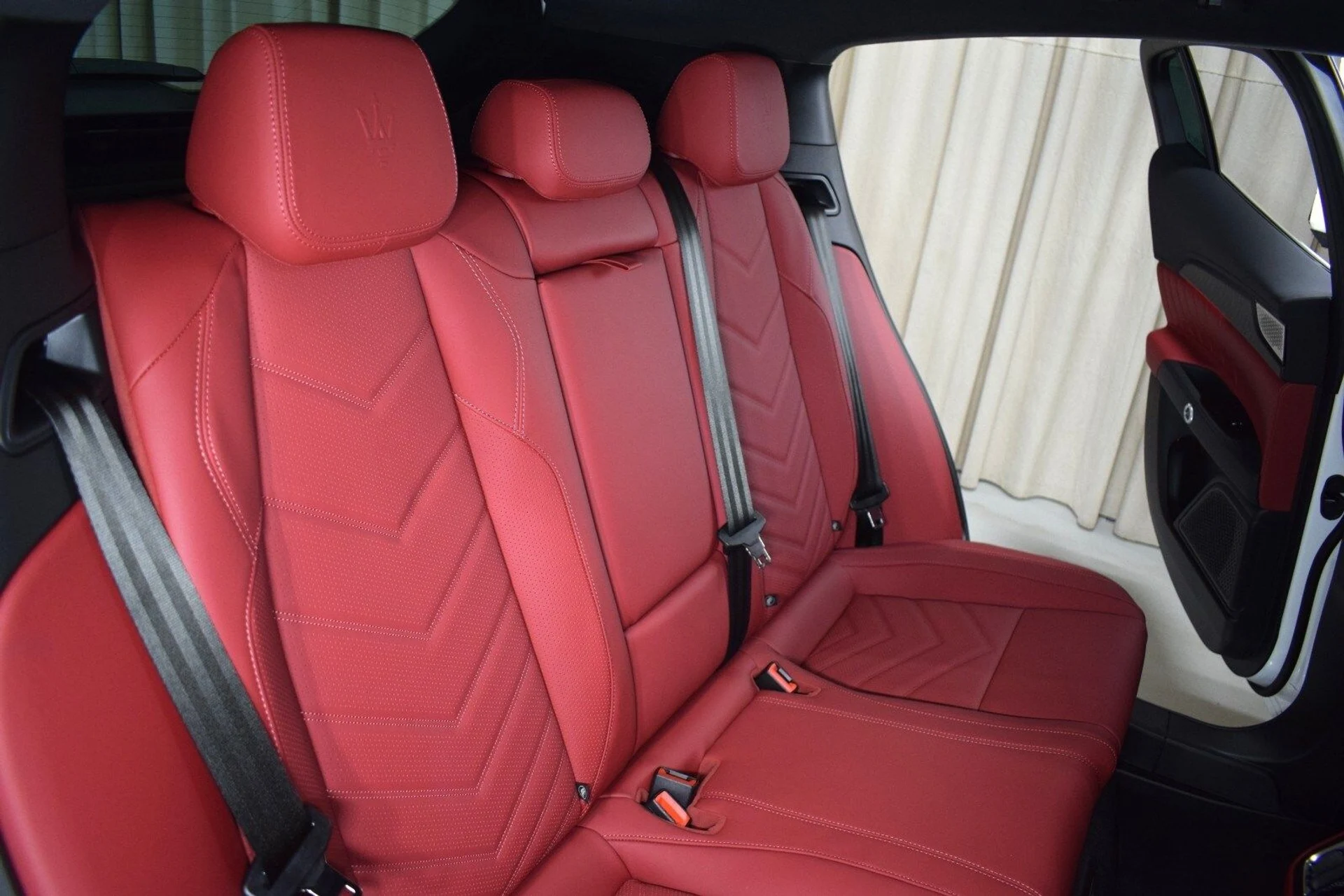 mph017_4146041588_f4269dde985d84adaf29e6847b0c9969x_11c5f5f034