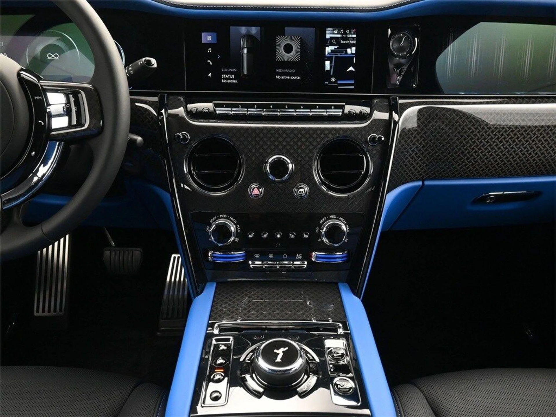 mph017_4150513570_21180152c67cb7c271874053f4f937dax_6ff495ce74