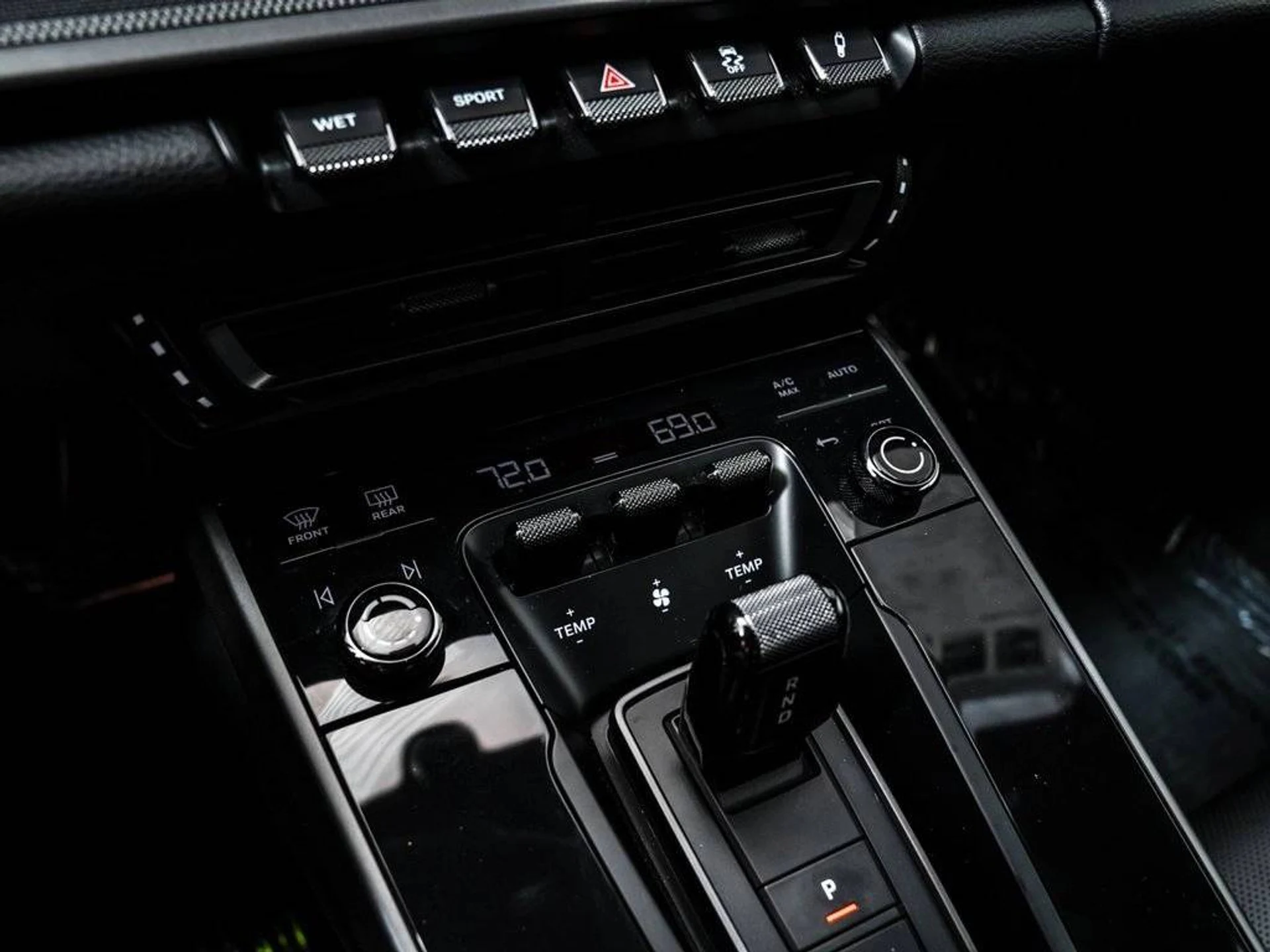 mph017_4155710482_999315358f6b8a30aba3fa232e9dd1a2_ebabf42f80