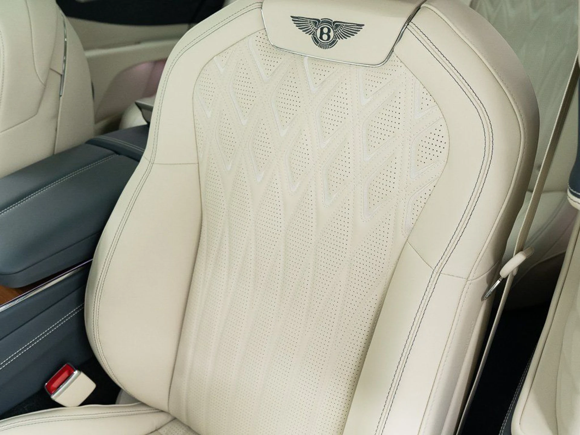 mph017_4169554435_34ff29df0b926ee7754d369787e74f5b_f79bb6283a