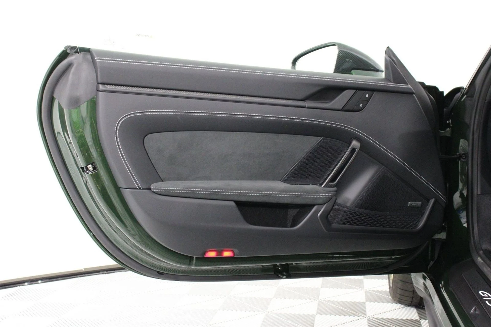 mph017_417258604_9f12db2dace991e51733b4d7d781e4e8_82dea409f1