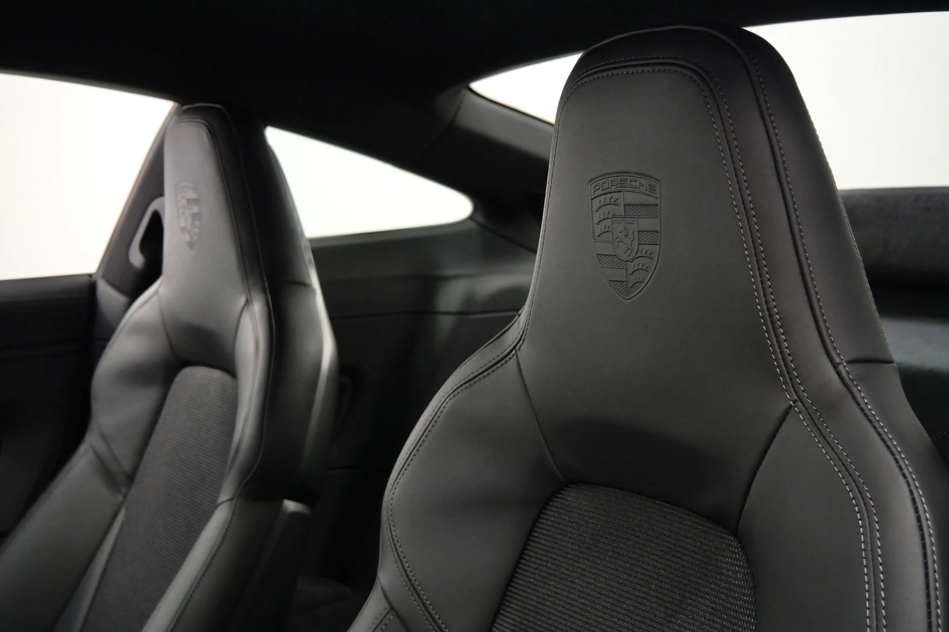 mph017_4172664837_Used_2026_Porsche_911_GT_3_Touring_Lightweight_Package_Delivery_Miles_6_Speed_Manual_1766434916_ef9e6c056a