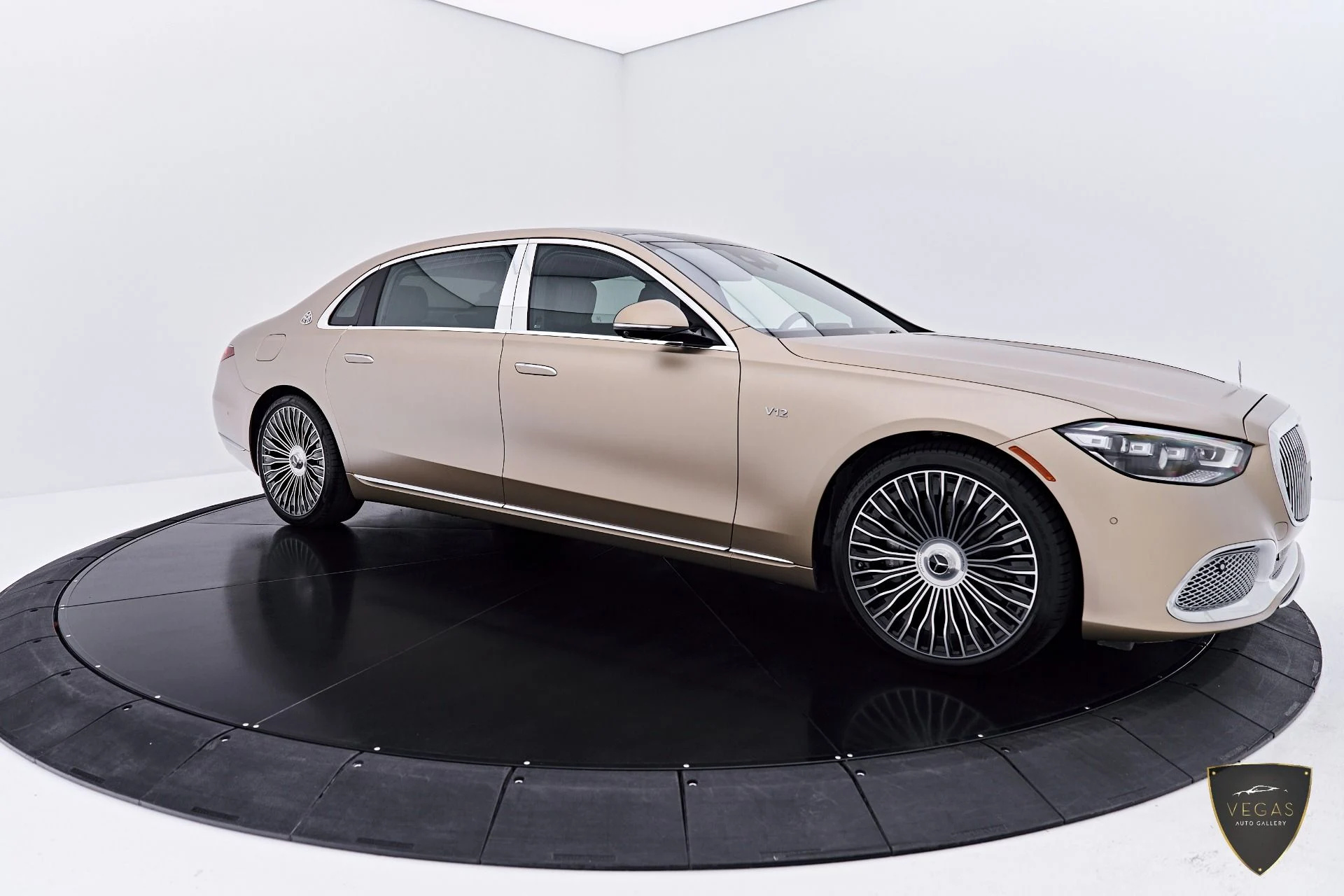 mph017_4176182147_Used_2024_Mercedes_Benz_S_Class_Maybach_S_680_1783156563_f69c07e293