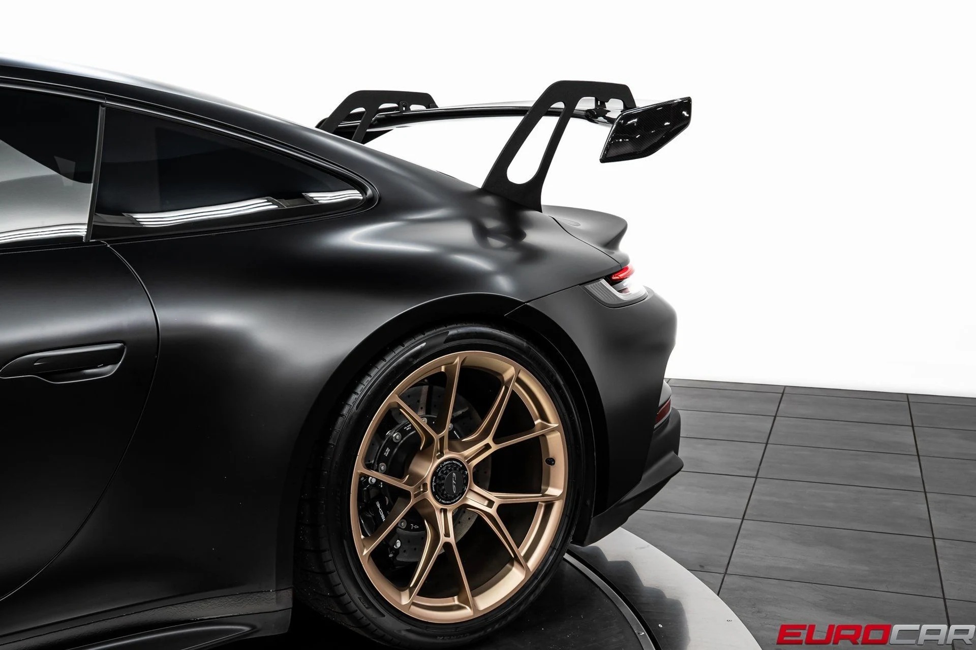 mph017_4177906563_image_18_9c6df7e887