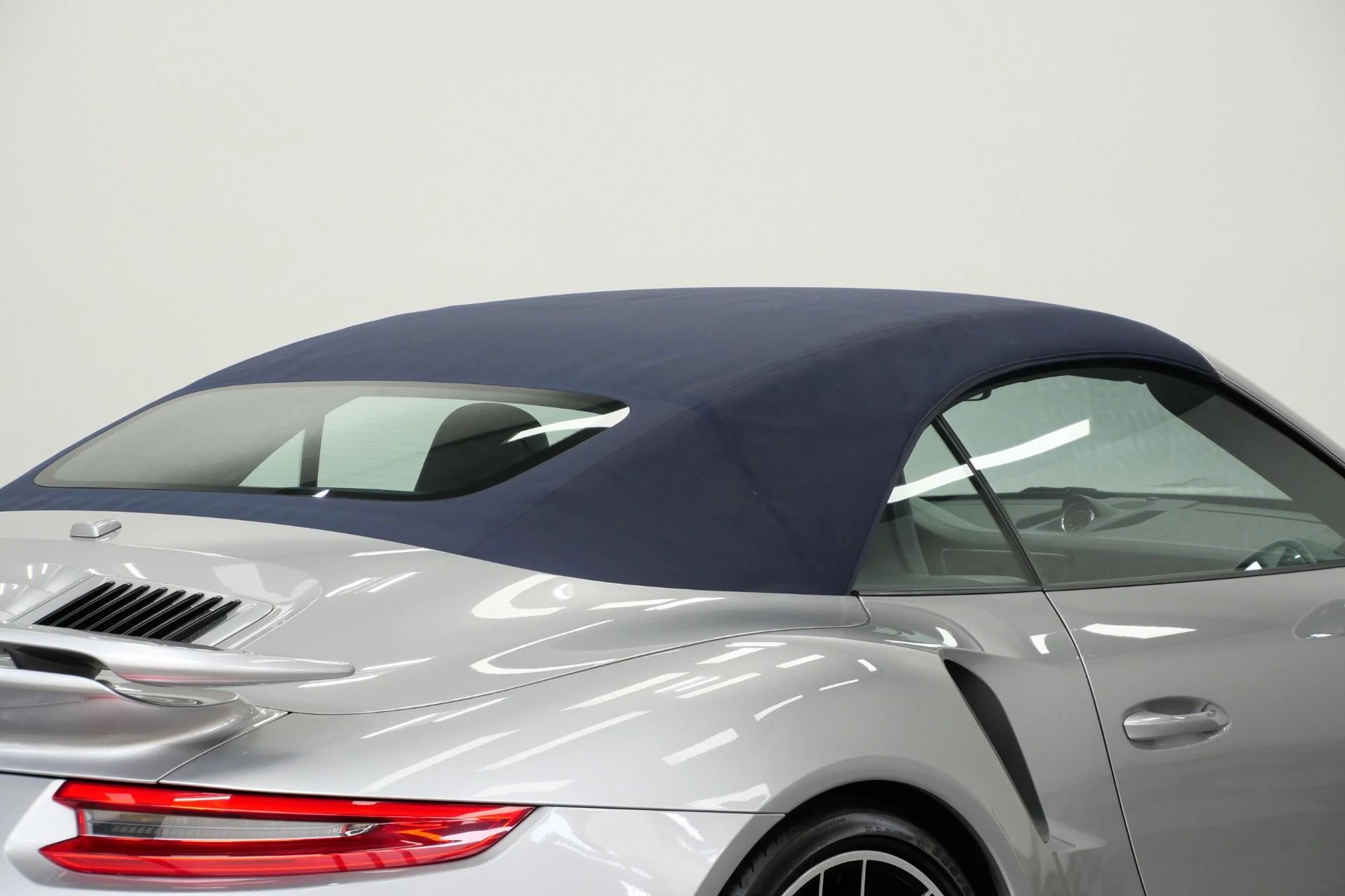 mph017_4178756076_Used_2017_Porsche_911_Turbo_S_Cabriolet_580_Horsepower_Heated_and_Ventilated_Seats_1787949311_efd027583b
