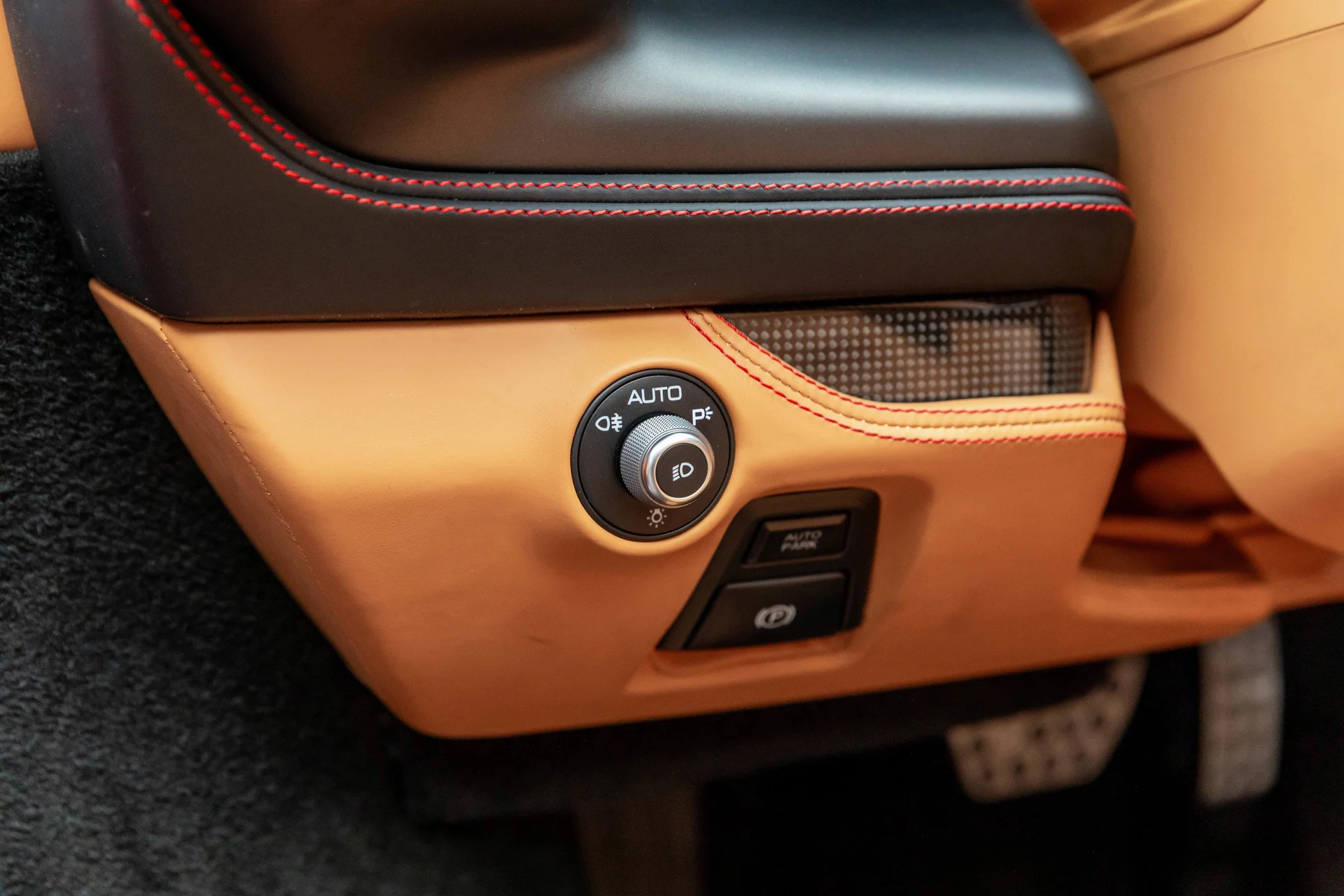 mph017_4193489875_684931c1c7e54e9890be40a351dddd1b_9db876c383