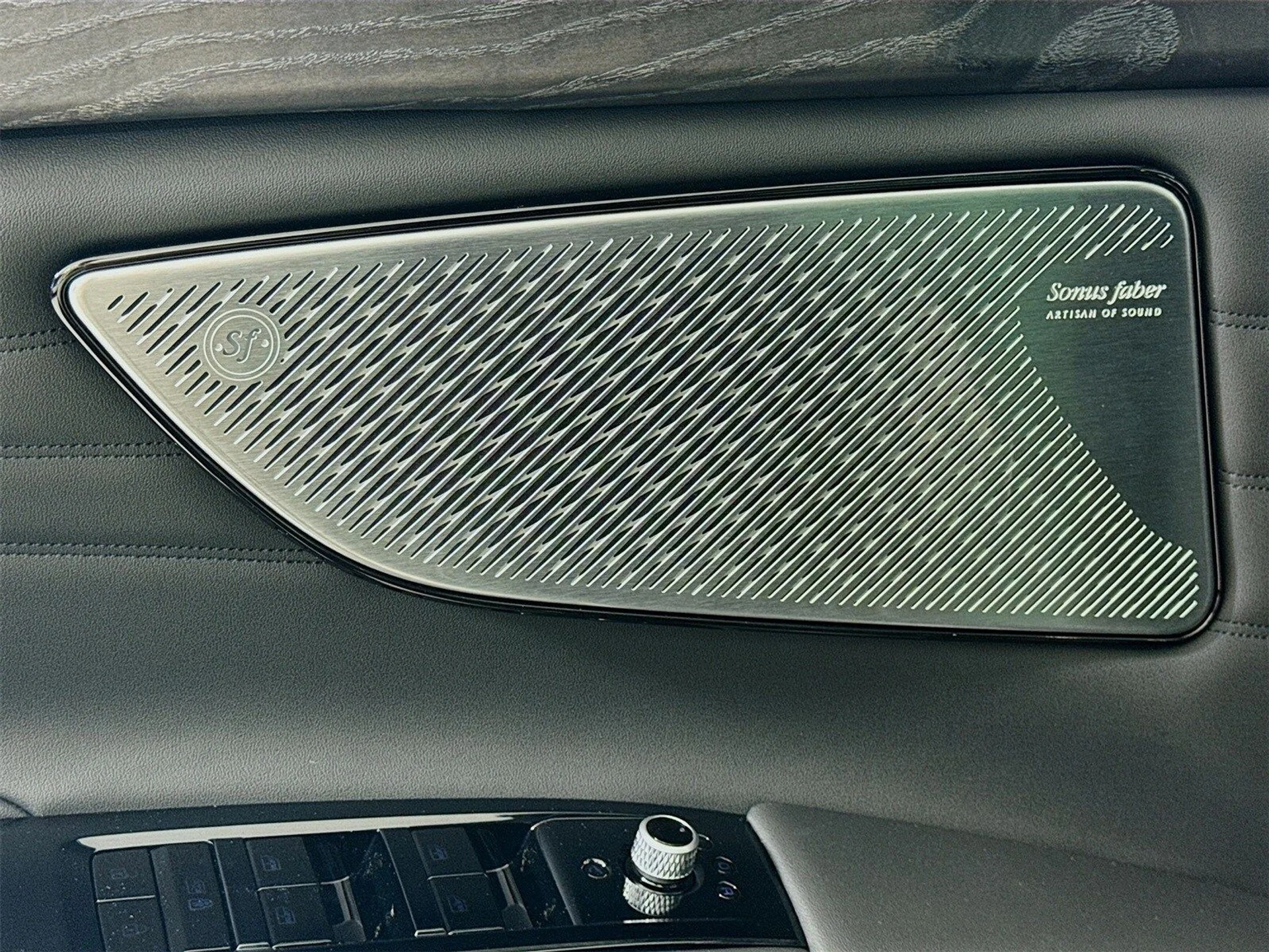 mph017_4194771947_a771a16300e108f75c2d79d5eda78212x_823c79765f