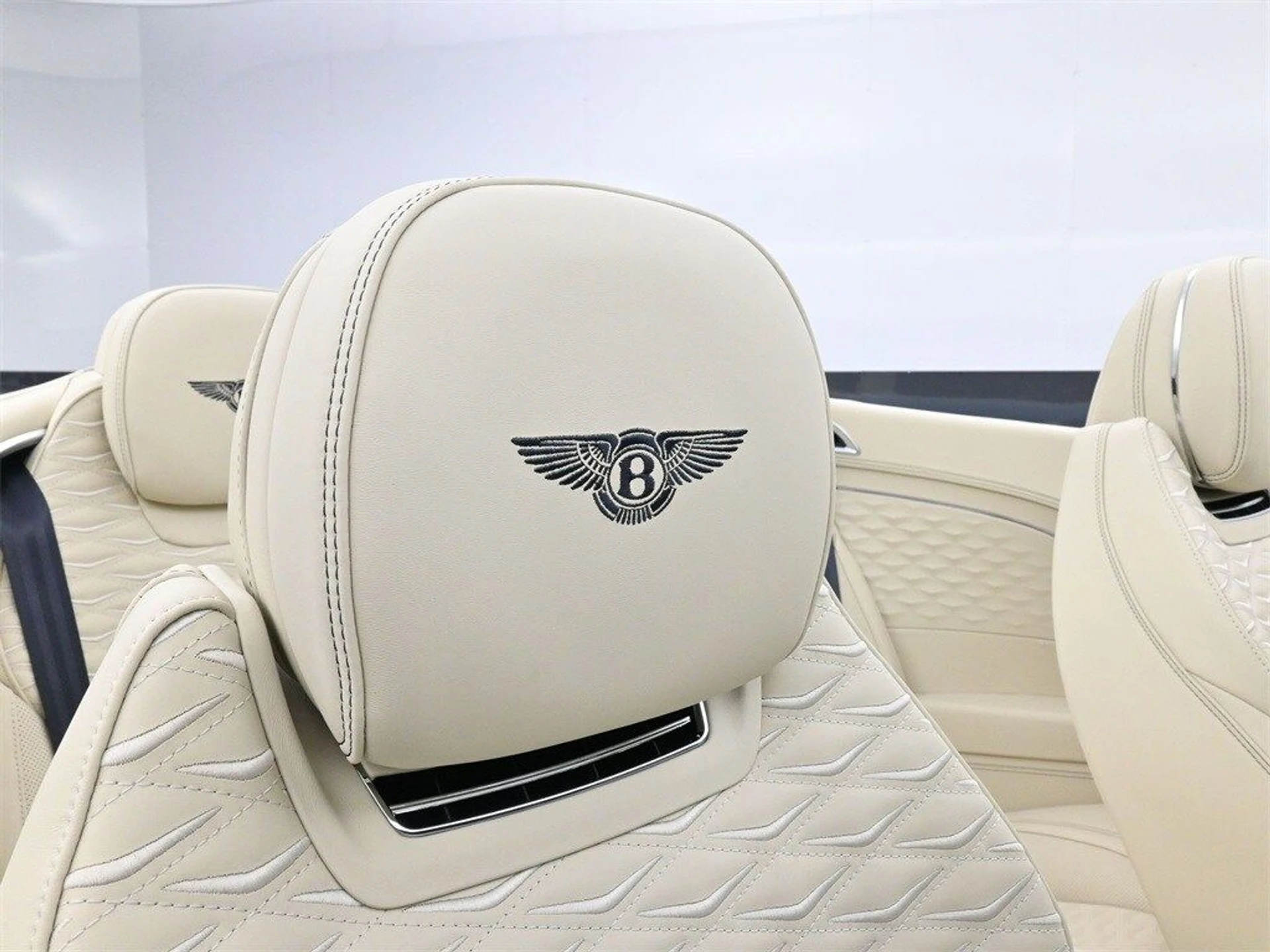 mph017_419591276_757d65bbea69b7a772dbd8259861eb5cx_debb7c4cdf