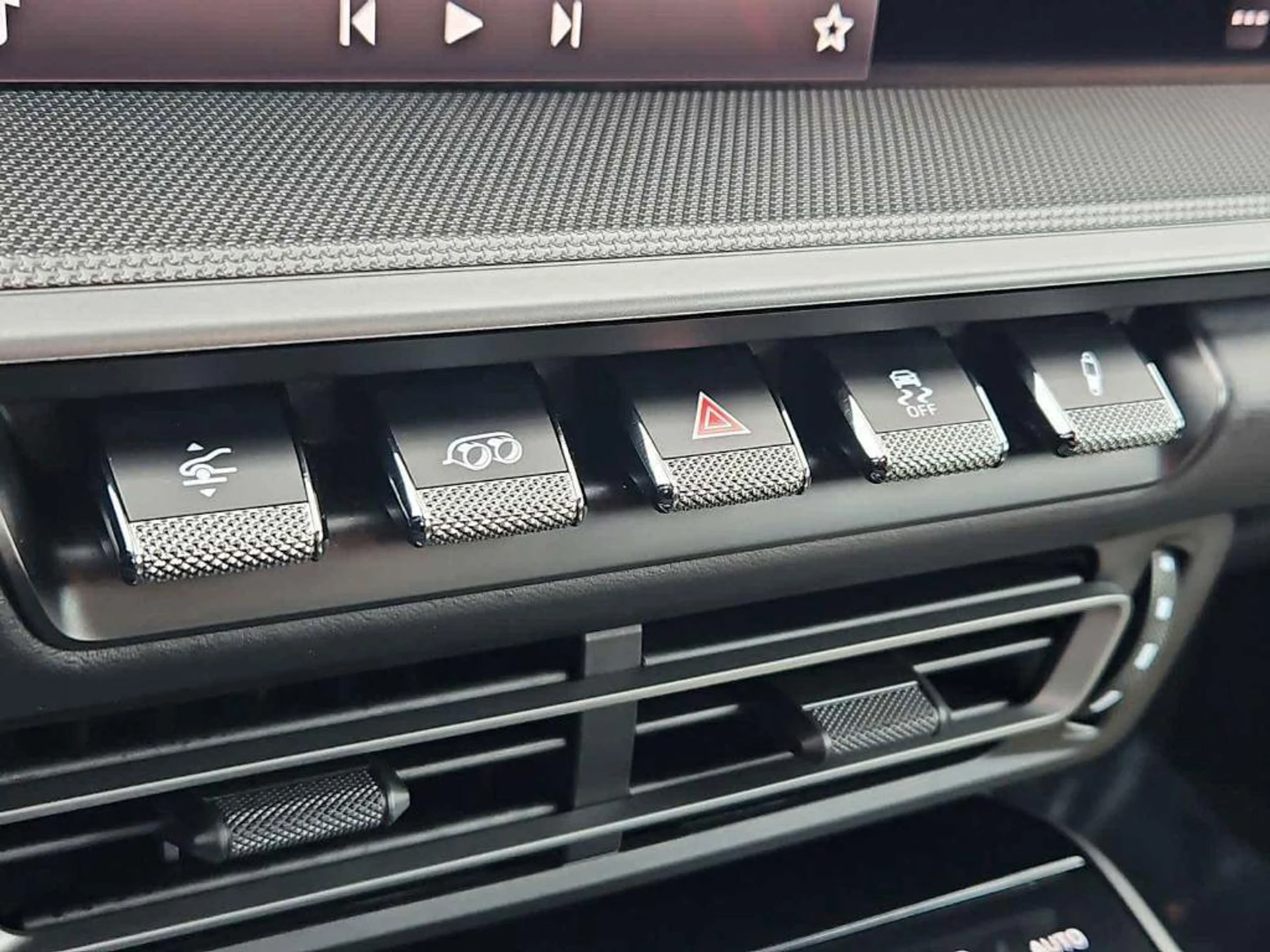 mph017_4199748766_s_XL_11az_TB_Qx_V4_Bd_Flc_Qks_J_u4_H8_beca09a99d