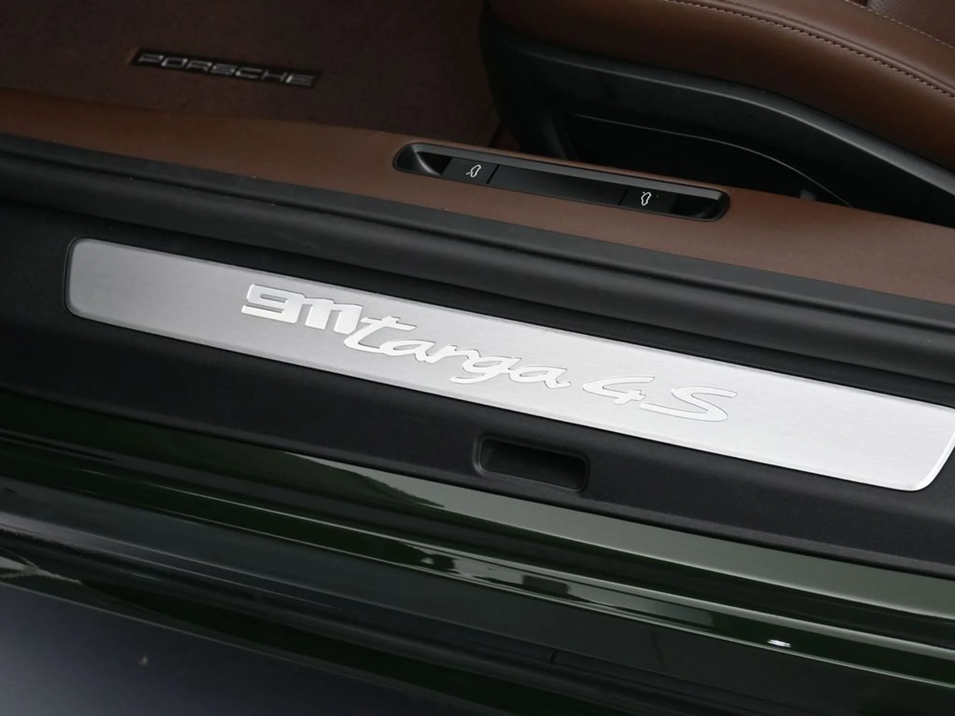 mph017_4200680206_2d657a3c0c232545dd9bc16906d13b49_9b960c9e7b