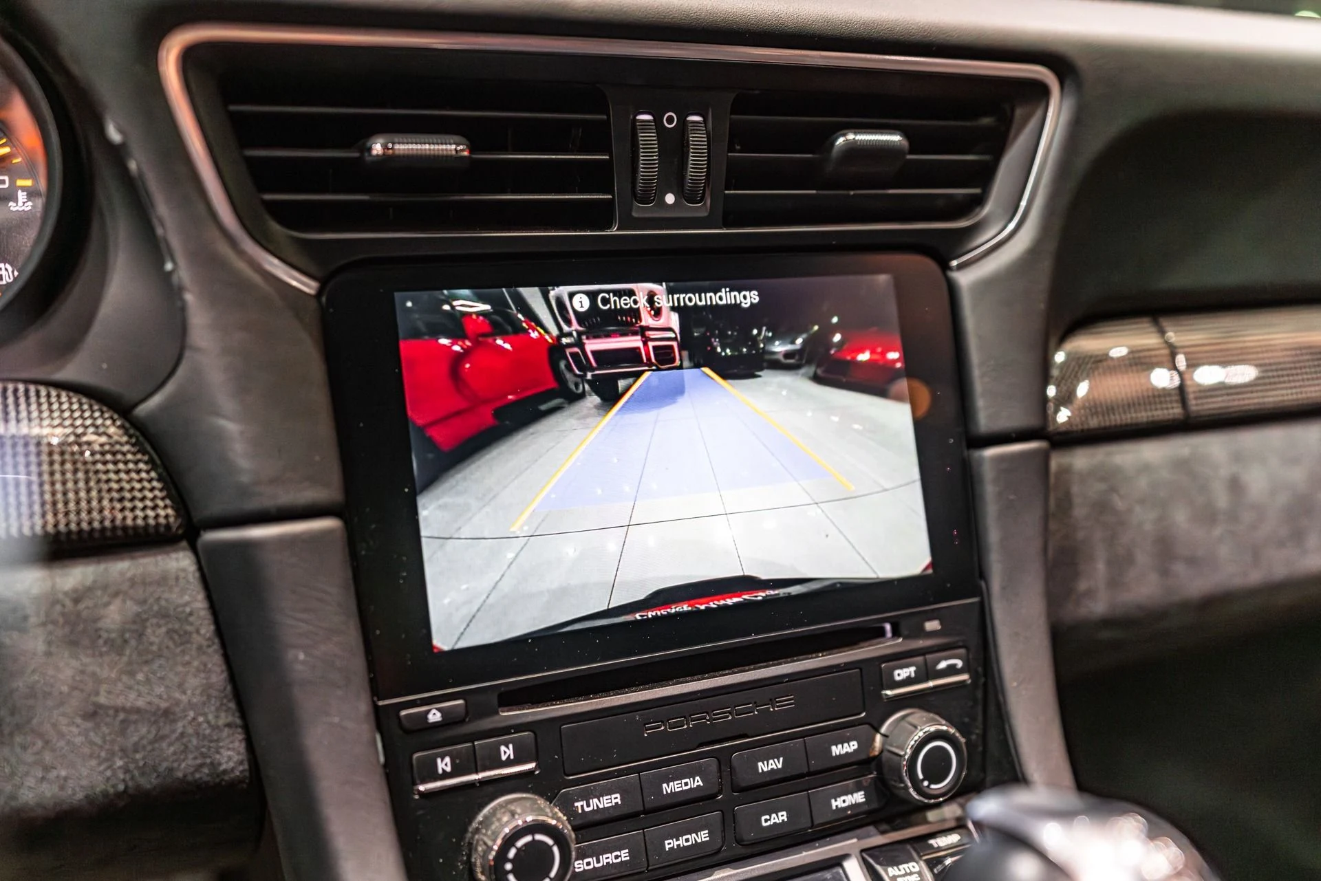 mph017_4201939456_13130_p18_l_94a613c87a