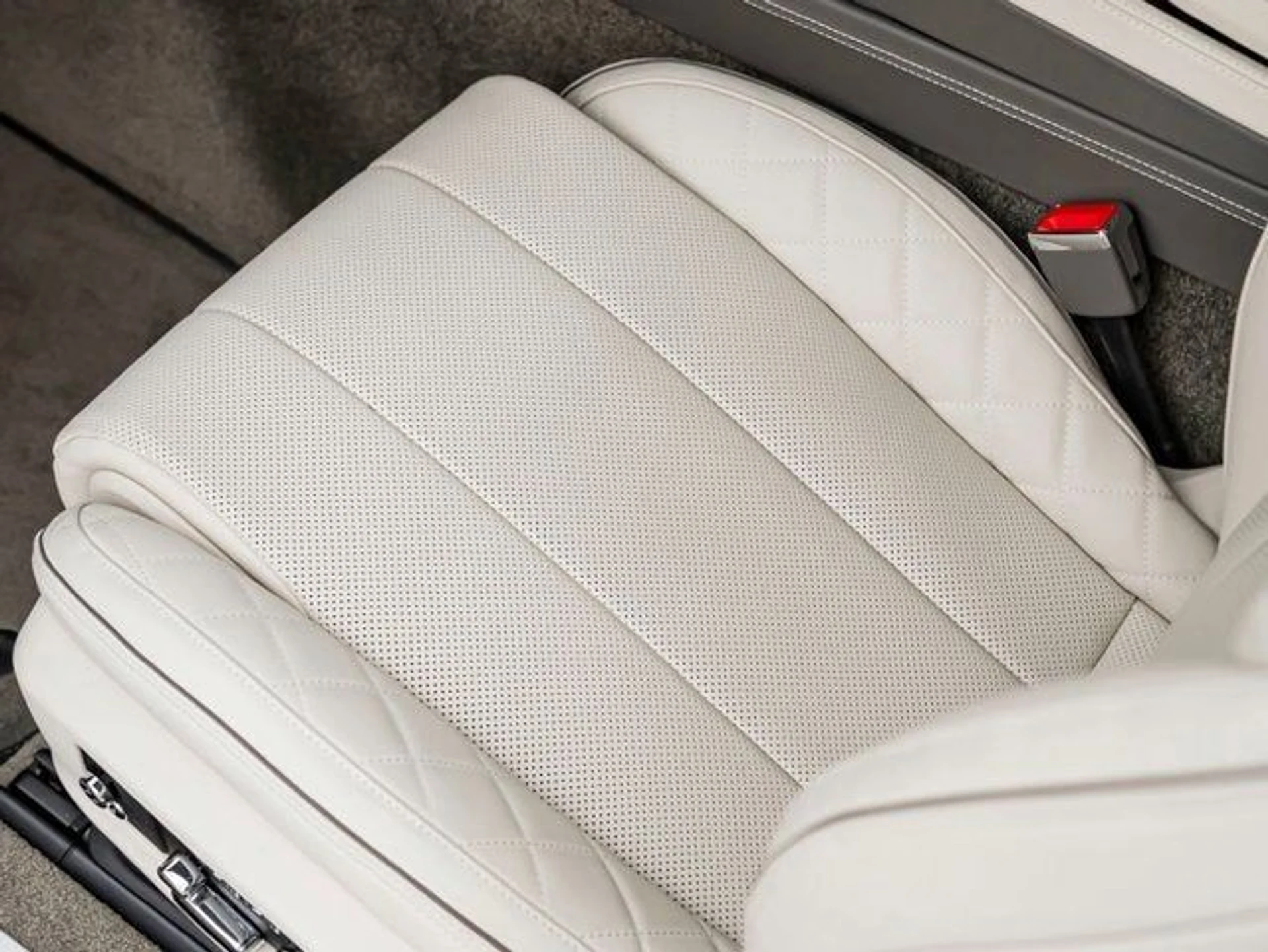 mph017_4210215162_18_db698b7479