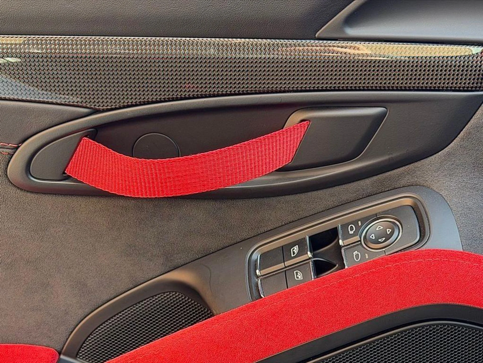 mph017_4211280782_x_S_Lgqsp_Y_Zn5_B9lsxg_Iy_Q4_WLT_Vd_I_e2ce5153e2