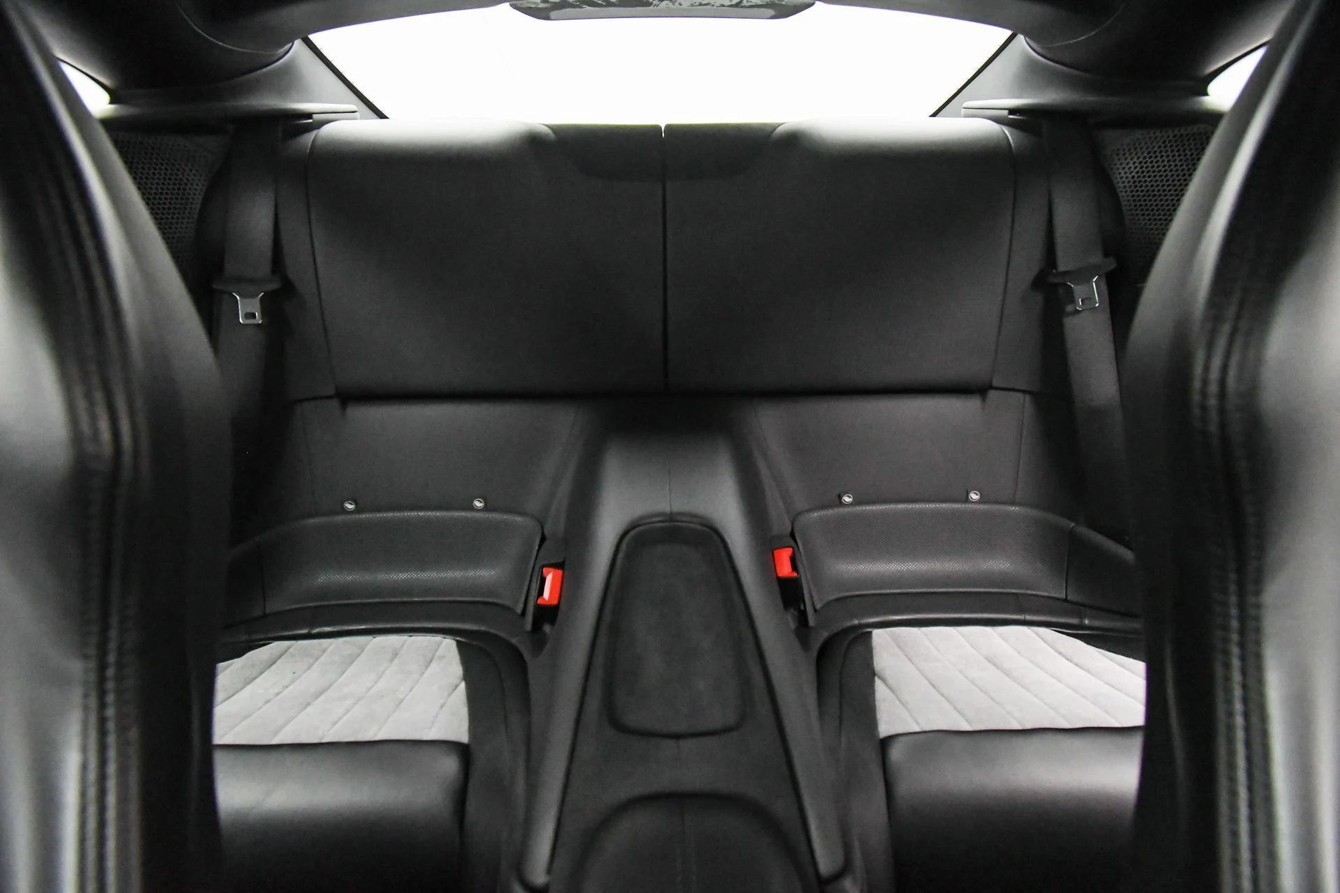 mph017_421937136_284c5c7a88c24571b16bc491a8057330_ab07bc97bf