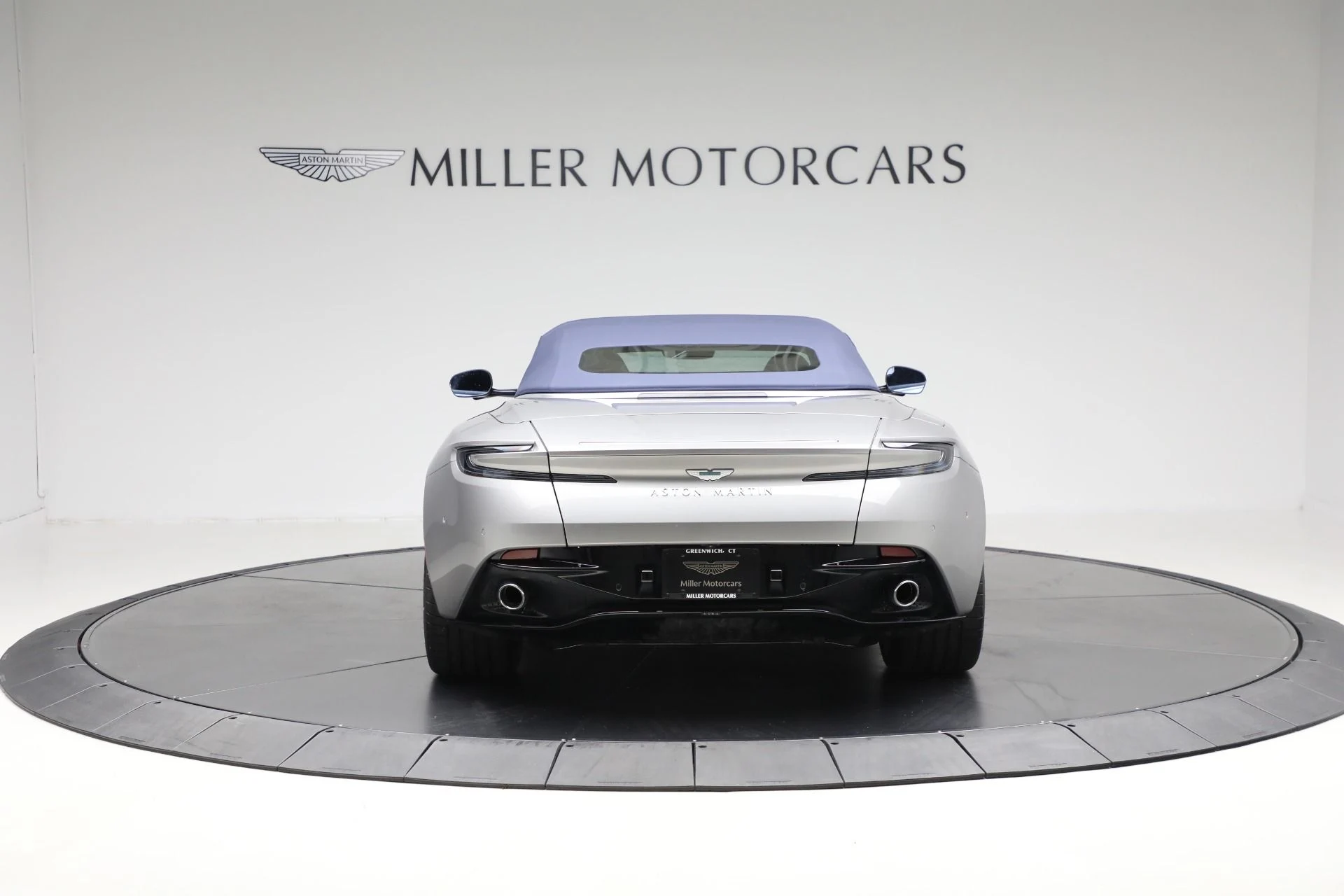 mph017_4231239894_New_2025_Aston_Martin_DB_12_Volante_be62972711