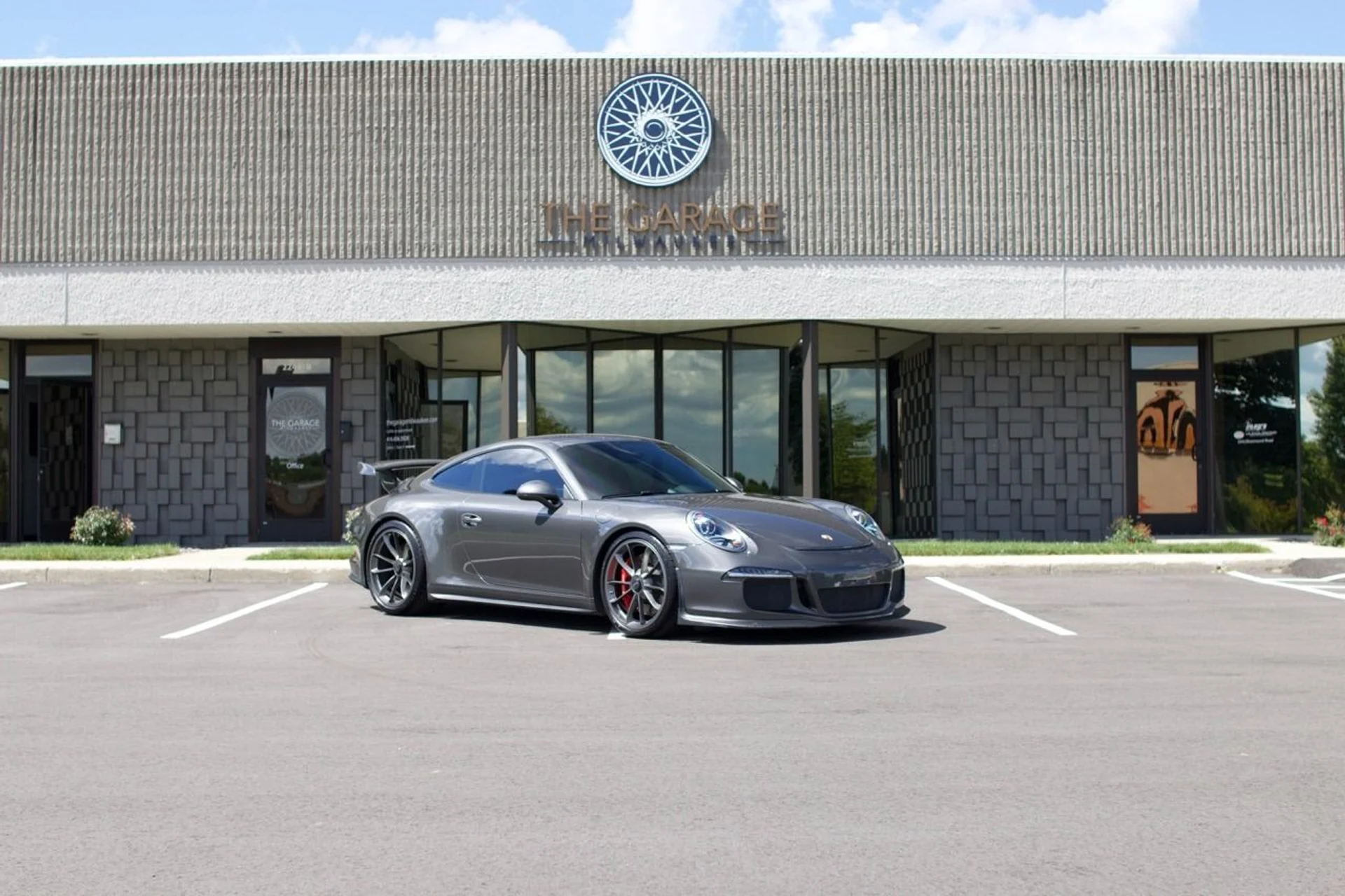 mph017_4236647522_Used_2014_Porsche_911_GT_3_1757358876_550e20ed50