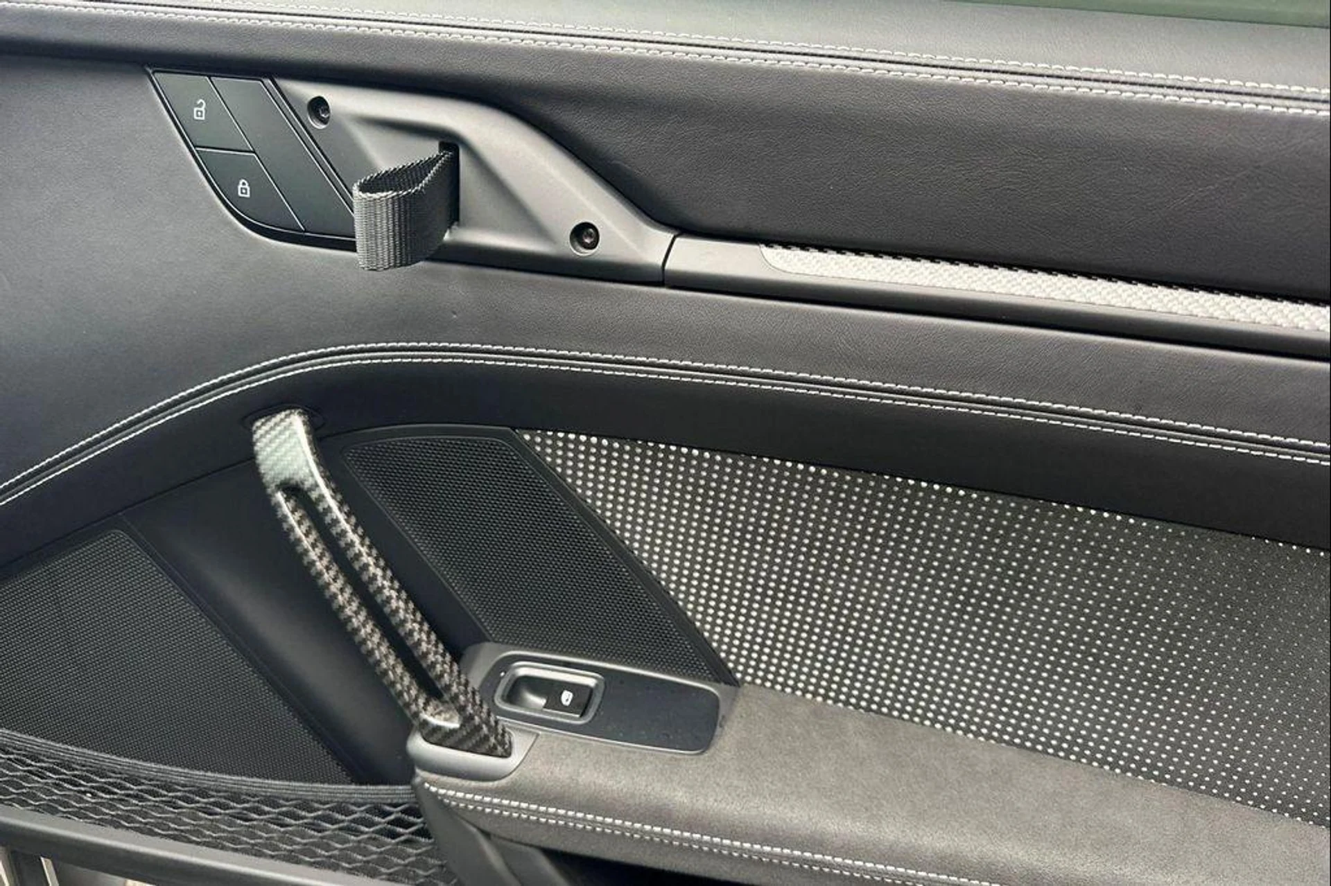 mph017_4237825628_lob_F641_Dmy_Ain_WB_75_D1_O9gyzhz8_a44bf058d1