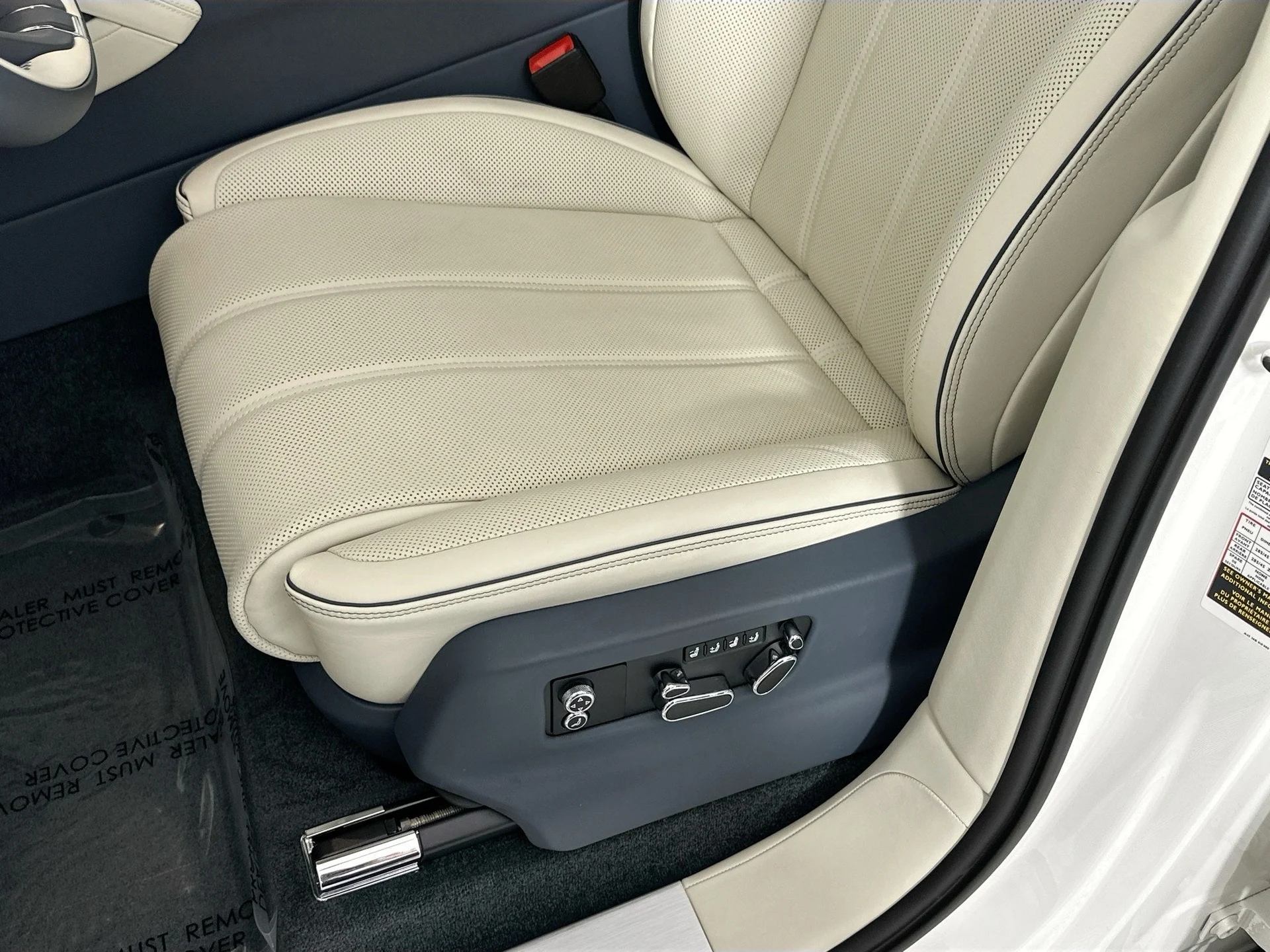 mph017_4247970898_18_31836a677f