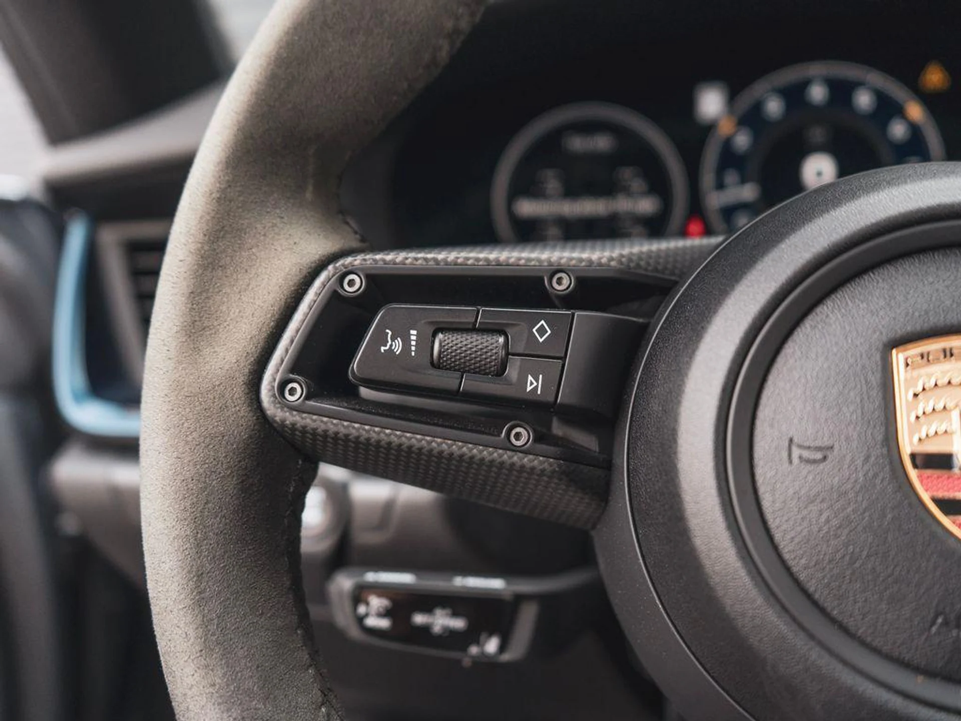 mph017_4250049020_i_DP_8m_Sebmy_Y_l_Oj1_b_WMH_27_CGOM_179d748838