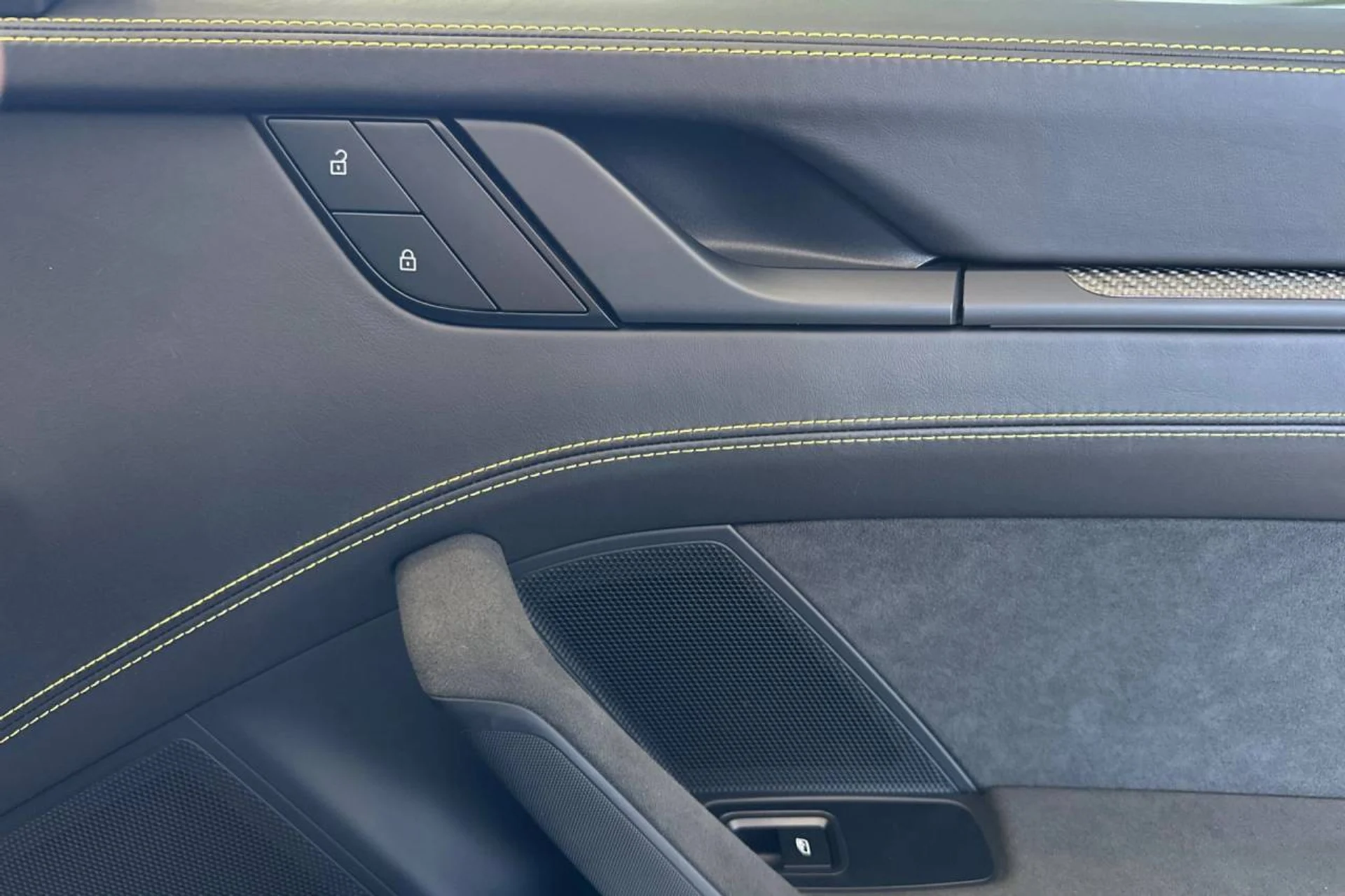 mph017_4251428404_1280_2b45d898be