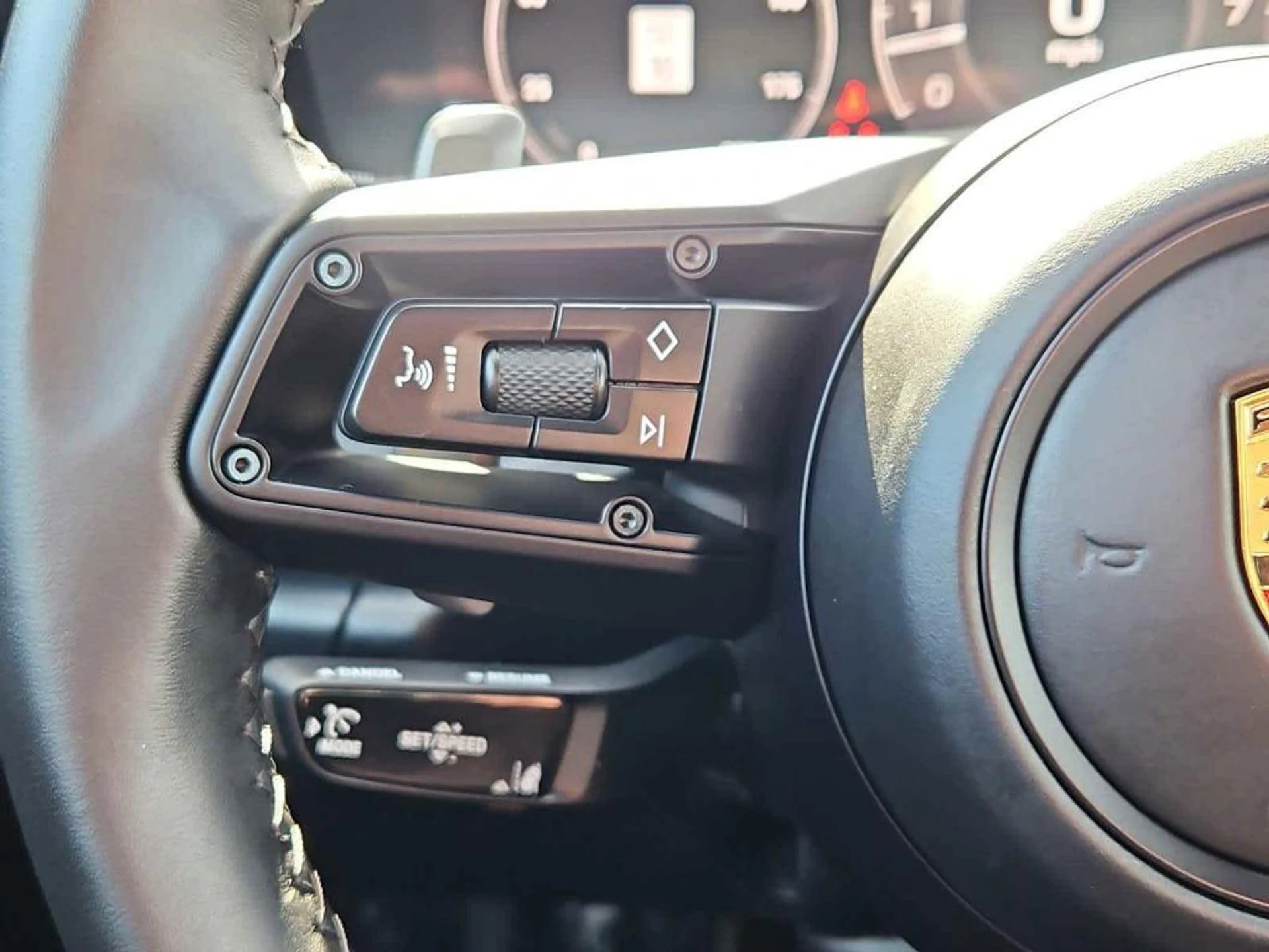 mph017_4258585643_F_Tqm_Dp_Kxdf9t_18ynj_K8_N4_Vz_X_Ps_37bdf07f16