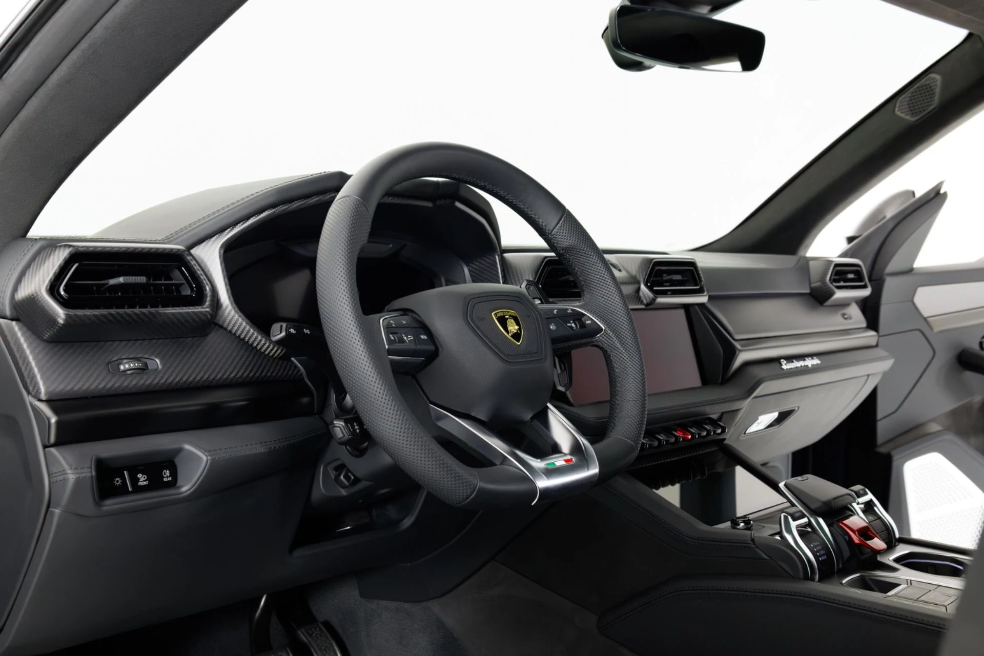 mph017_4264169462_Used_2025_Lamborghini_Urus_SE_1779304702_eba0c862cc