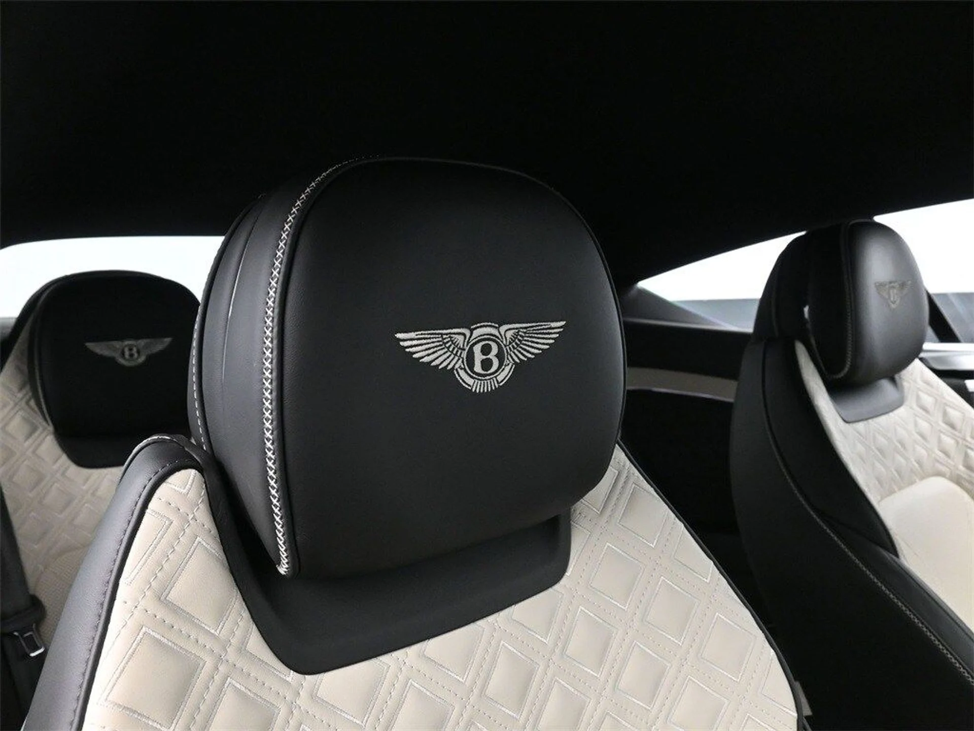 mph017_4269692741_5e47e2a9c5c2fbc59bf9d88aecc3137dx_0fd031ce7b