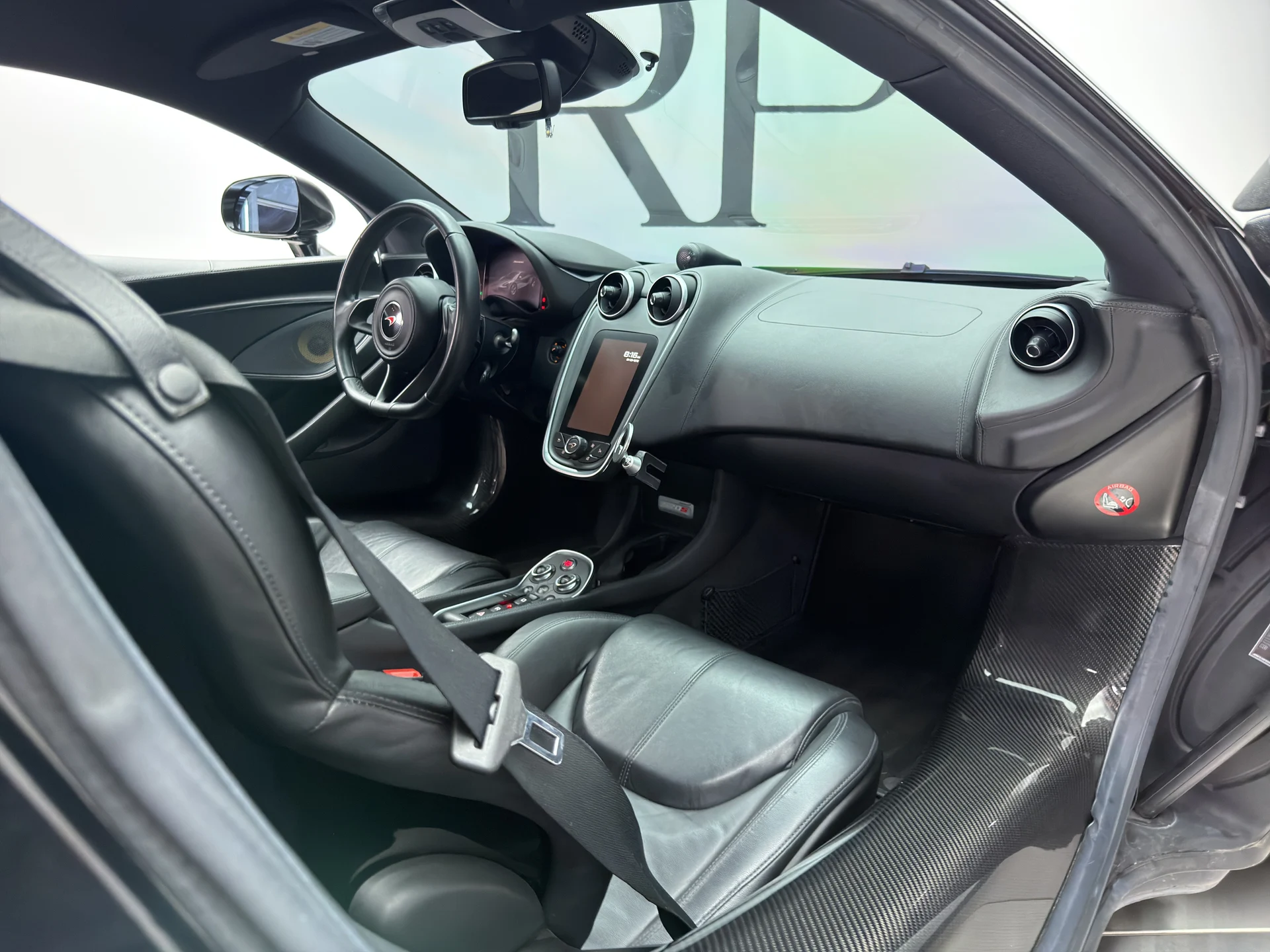 mph017_4270839387_RP_8491_interior_005_eb75aa18a0