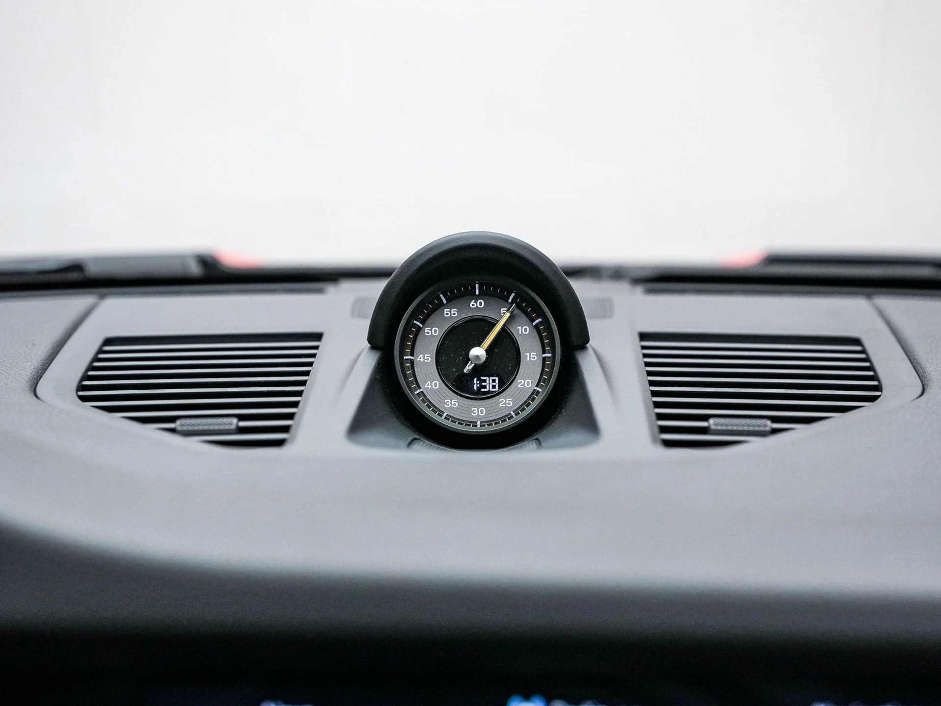 mph017_4271006142_654bc0729a79884956aa892b37bd2578x_01ec487ead