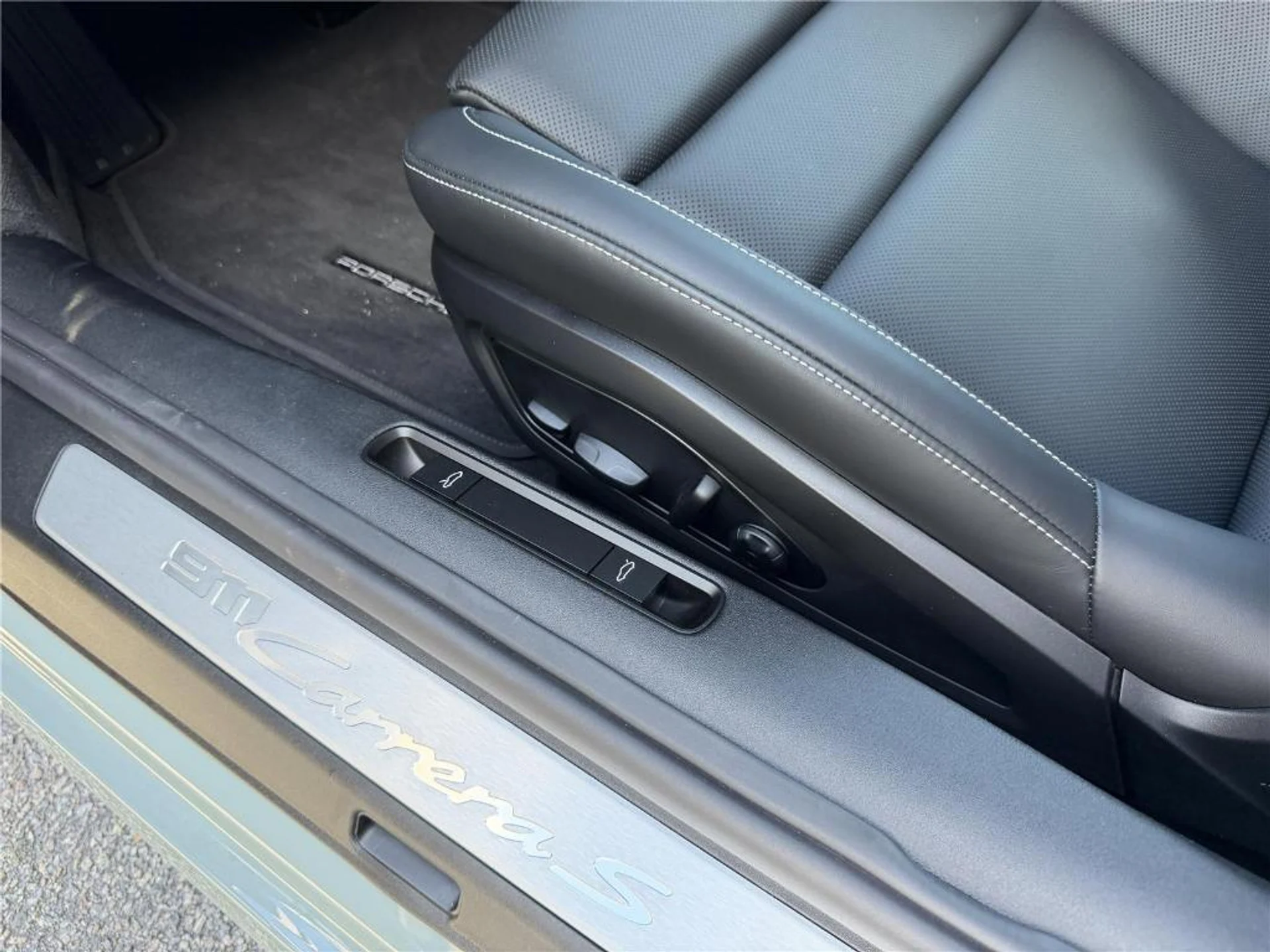 mph017_4272083007_MRBQU_9be_PMMZXD_7_C8rd_SV_Eiq2_M_21886bb4e0