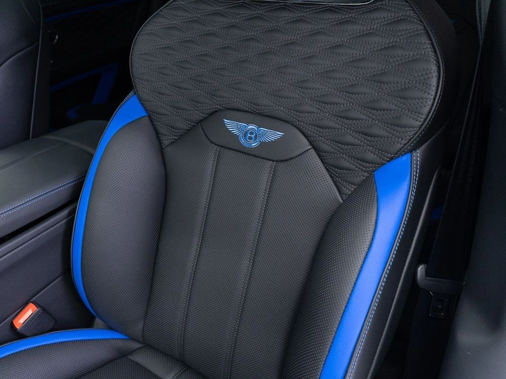 mph017_4272790023_ec4c6a8f8a9a8e97a92ecb4d176b2534_1185f2574b