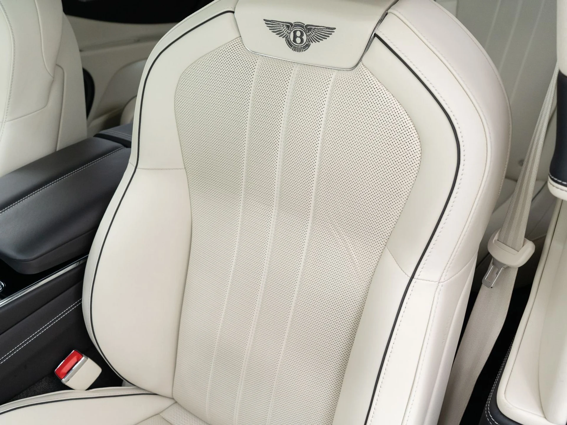 mph017_4279187901_40fd2d4d8acb7dc847b90a5530c0dc20_17de4e14d4