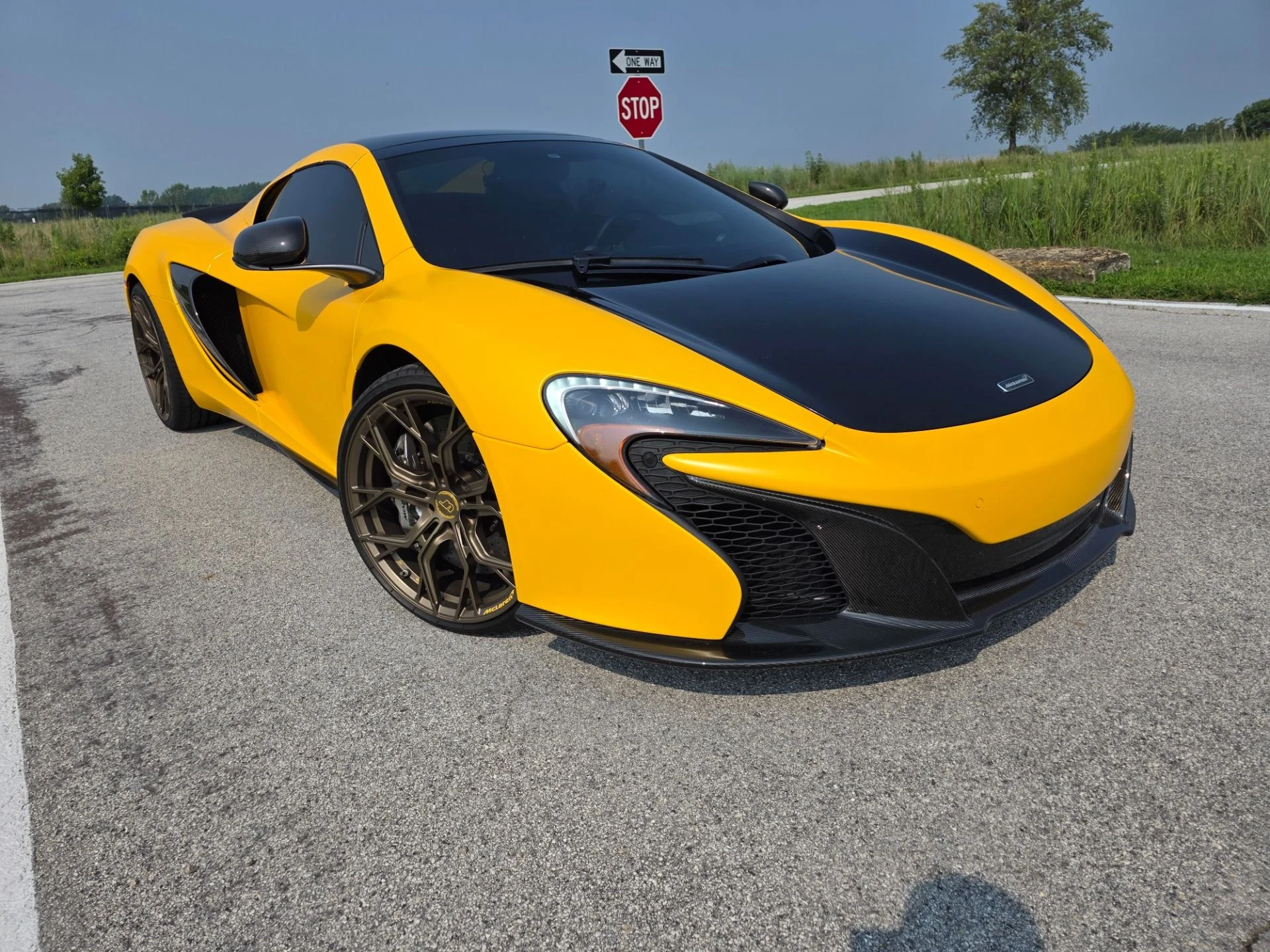mph017_4279752249_Used_2015_Mc_Laren_650_S_Spider_1754412764_801c041779
