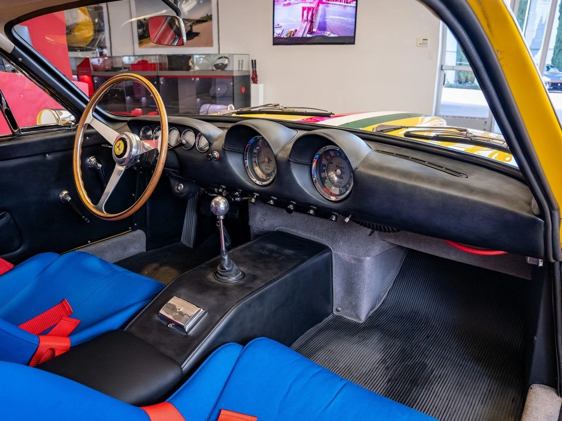 mph017_4282885772_18_a171b0c738