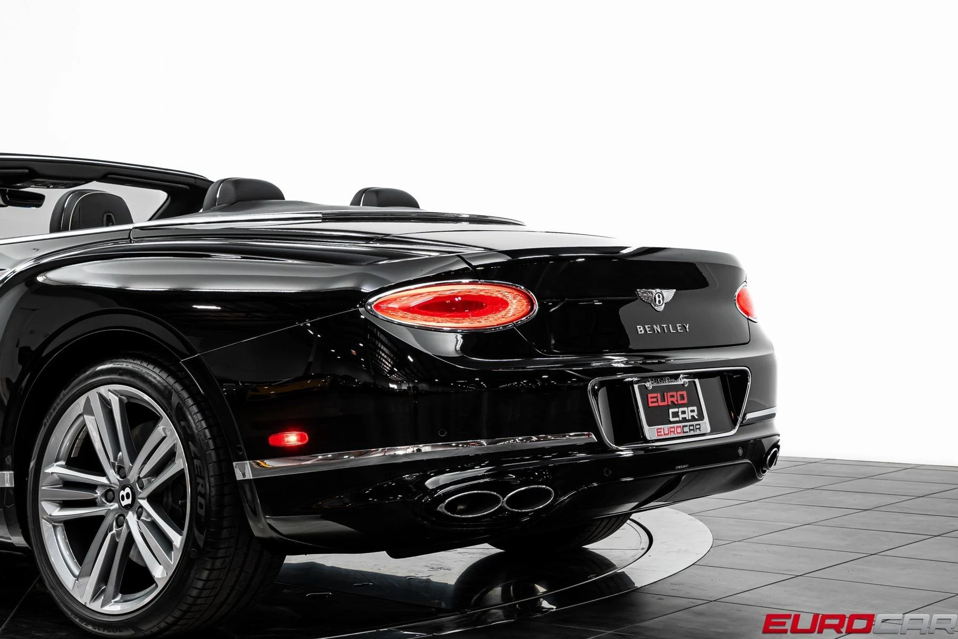 mph017_4282982762_image_18_8acd34f023