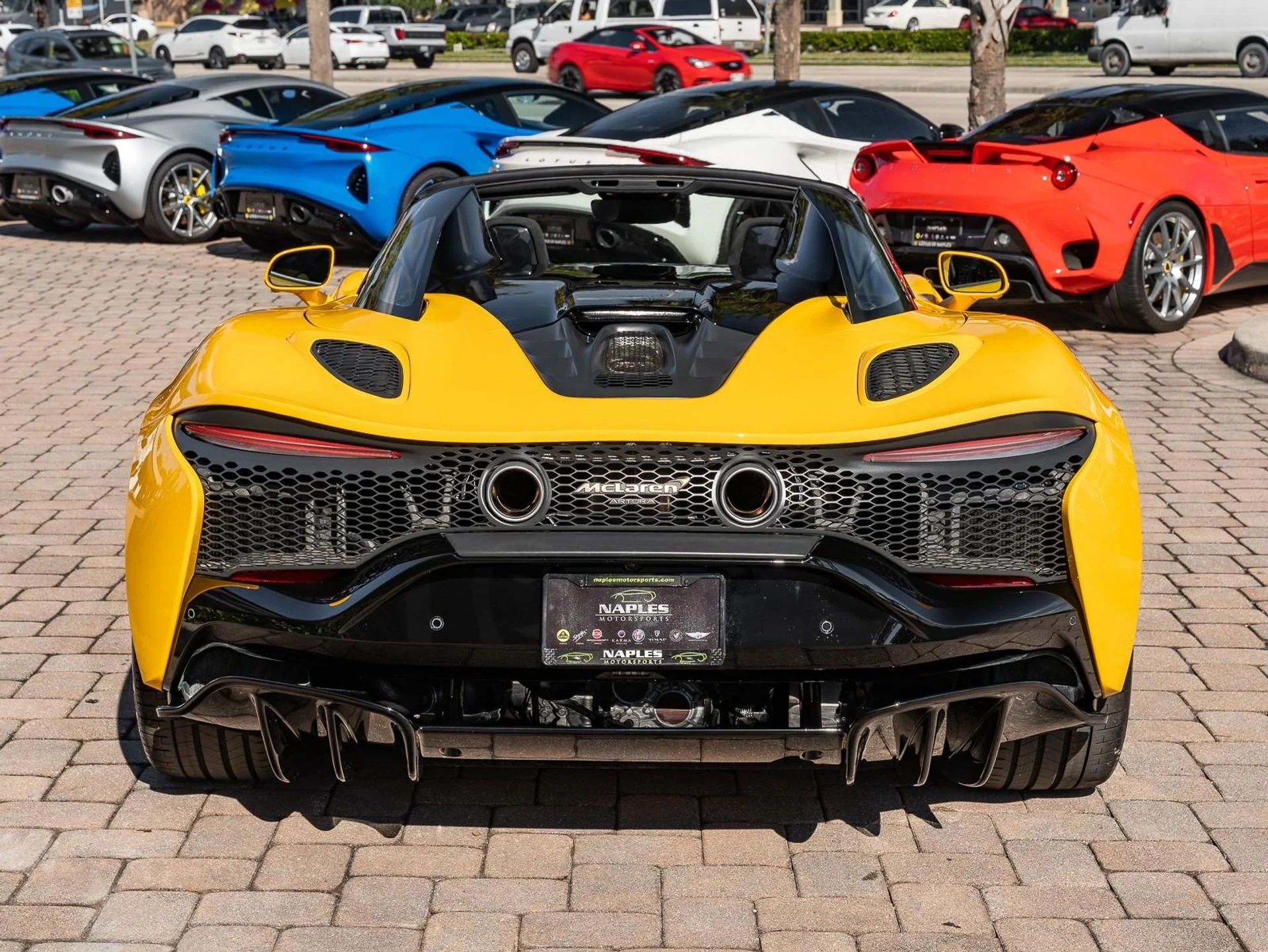 mph017_4283798608_Used_2025_Mc_Laren_Artura_Tech_Lux_1764082922_1c7985c0ce