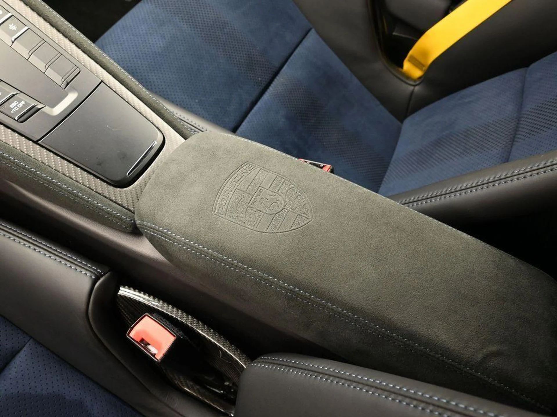 mph017_4293155779_2_R_Ye7_LIZFJ_7_OVI_5fl_F4_TGH_Ea48o_2c5712b908