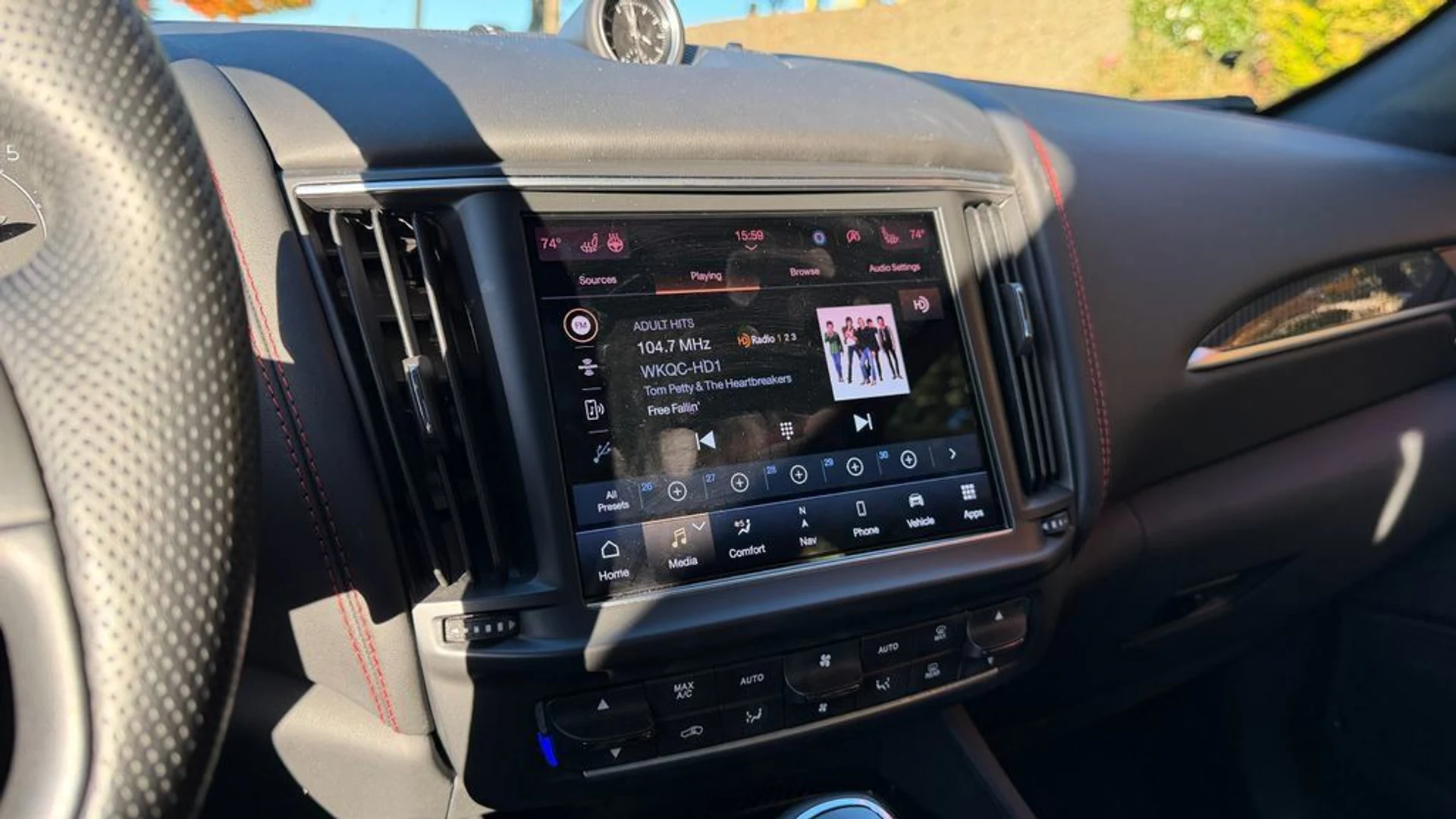 mph017_433191625_1e9cf174b10c4e1fba049235e0d599a1_c6dda55130