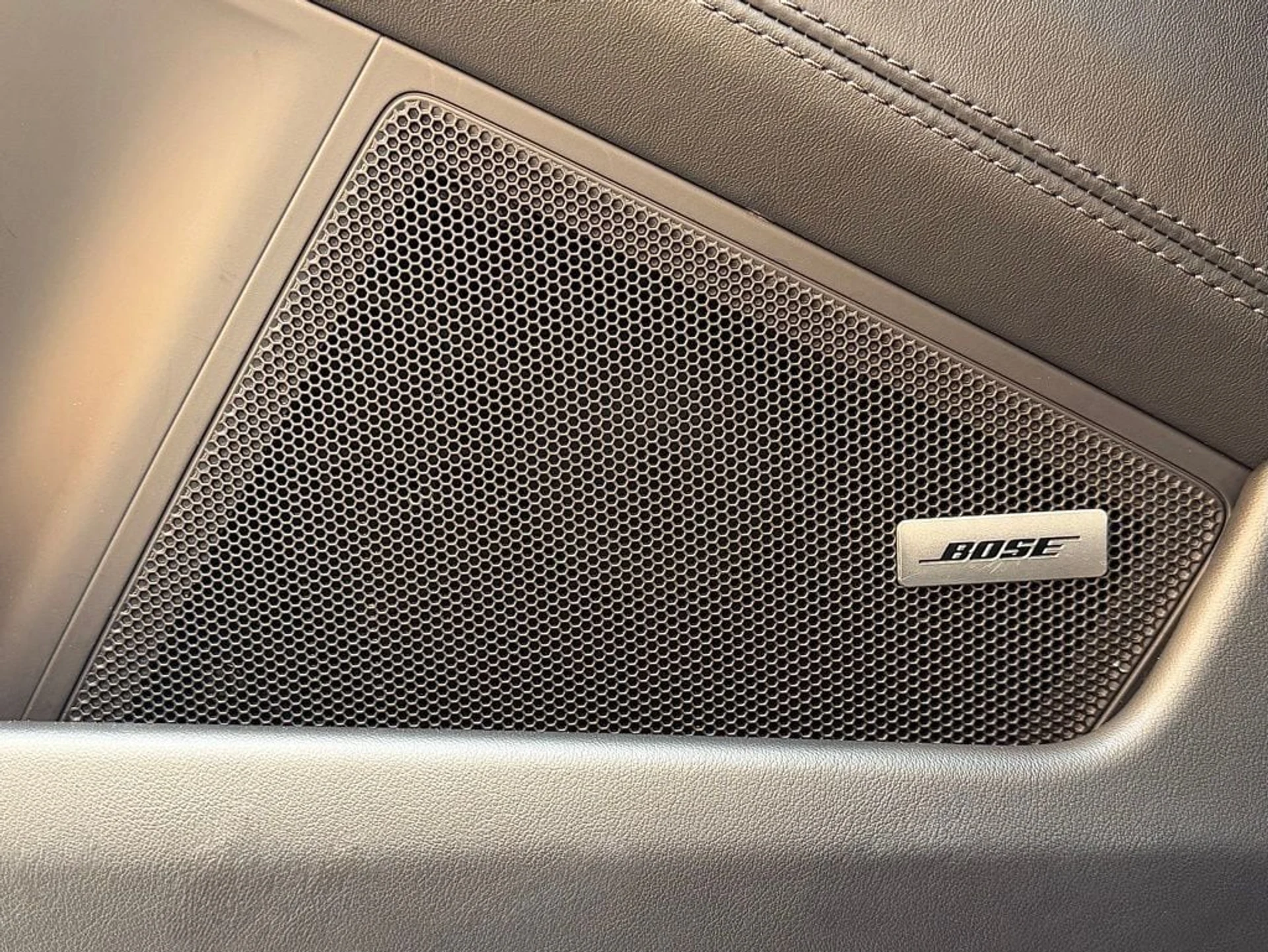 mph017_43496937_fb7e52b88d339bfbfe9f2a243d9af5f9x_aeee36869f