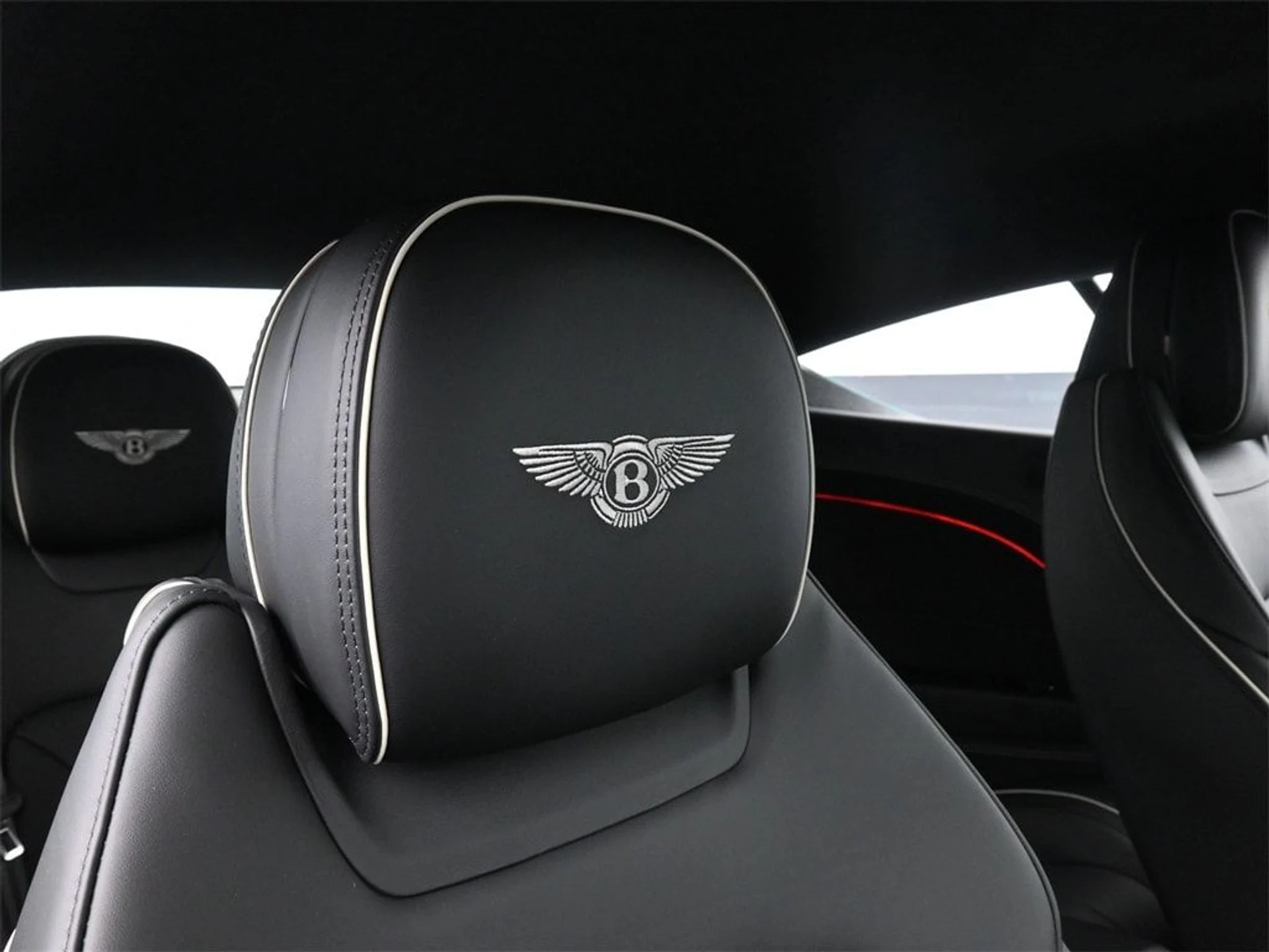 mph017_436444377_333b7fb03d765f3e6748586d63410c60x_3e7f0c4eda