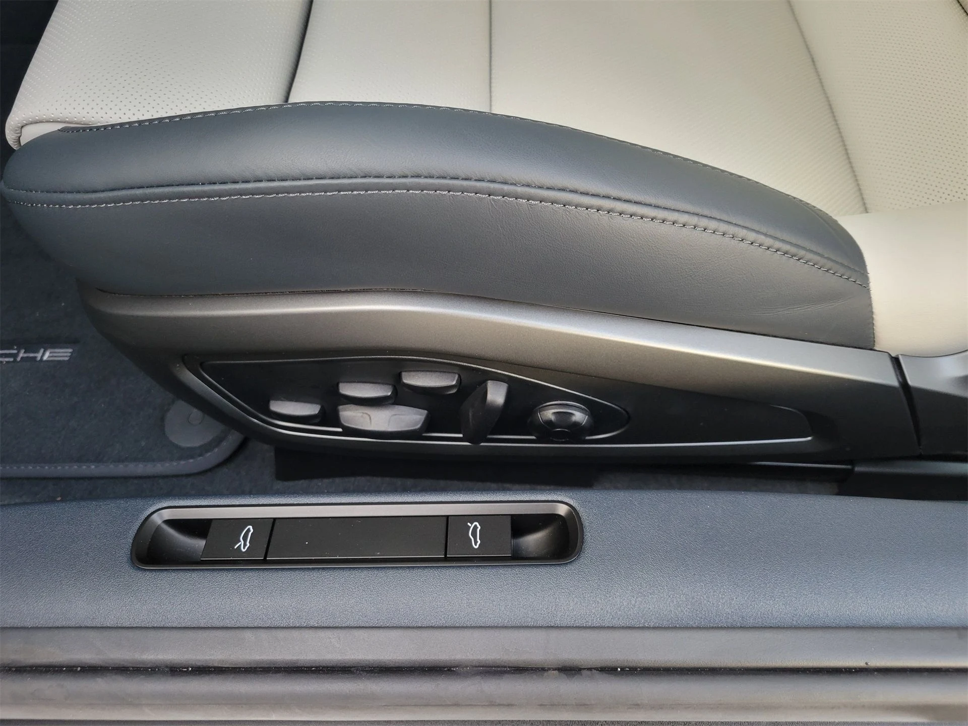 mph017_437299578_014ff32737e38d74264b7e367f5acf85_6fb8a2a72a