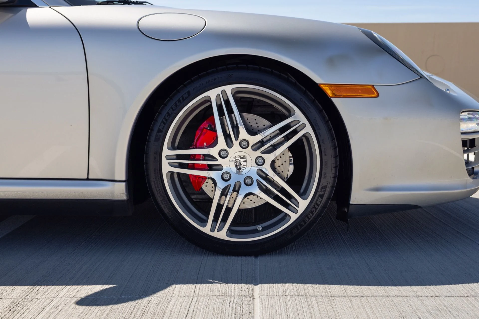 mph017_446413236_Used_2010_Porsche_911_Targa_4_S_1775765317_6c7bc3453b