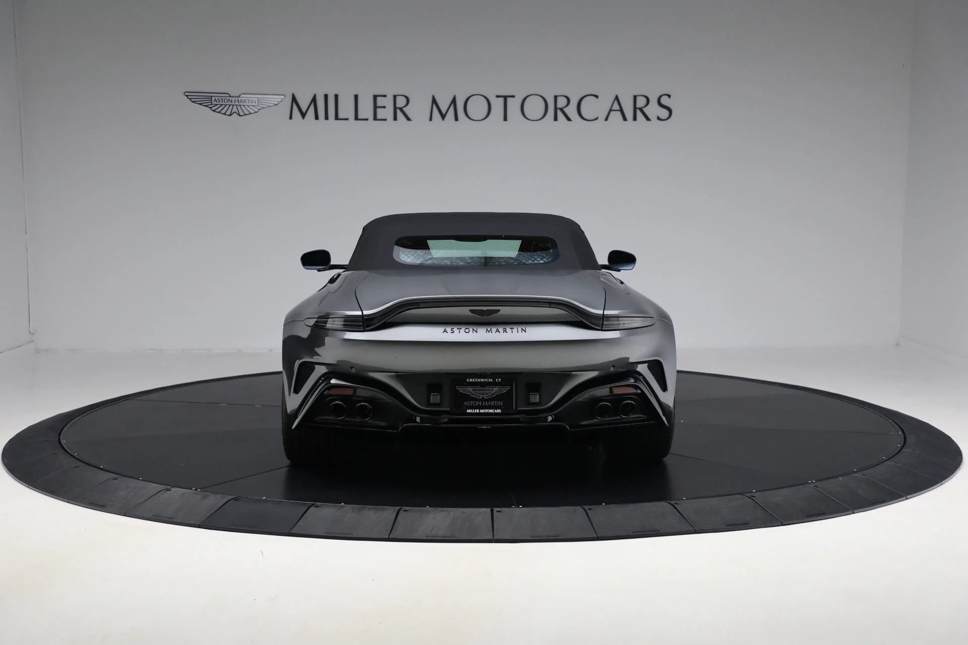 mph017_450740748_New_2026_Aston_Martin_Vantage_Roadster_fad09ee285