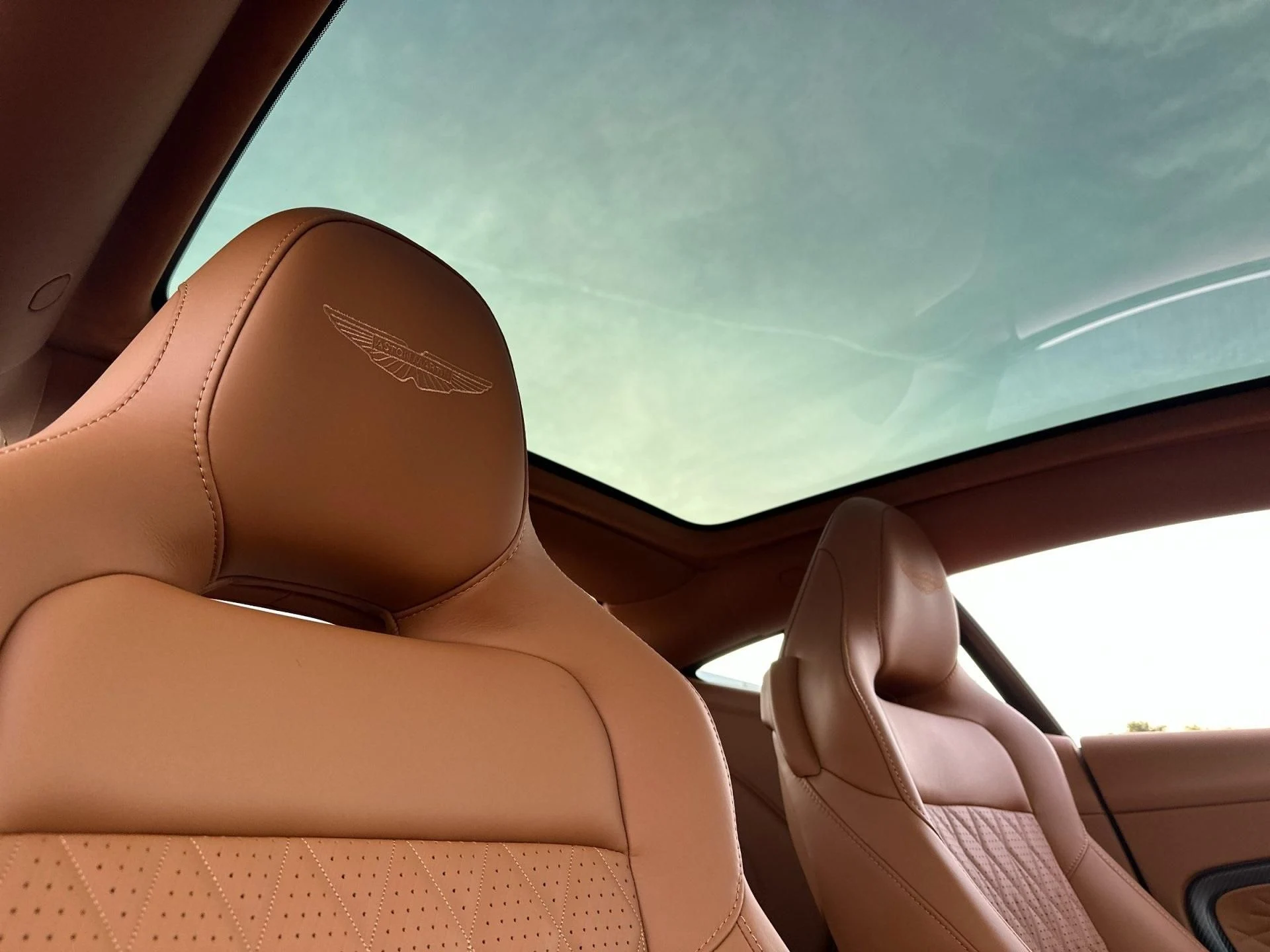 mph017_465593324_New_2026_Aston_Martin_DB_12_1764753319_97b1f3ae7e