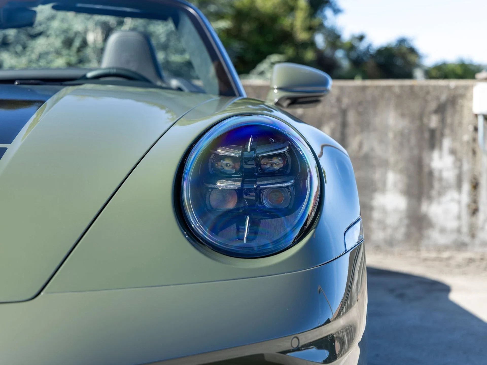 mph017_466319679_18_da03f31690