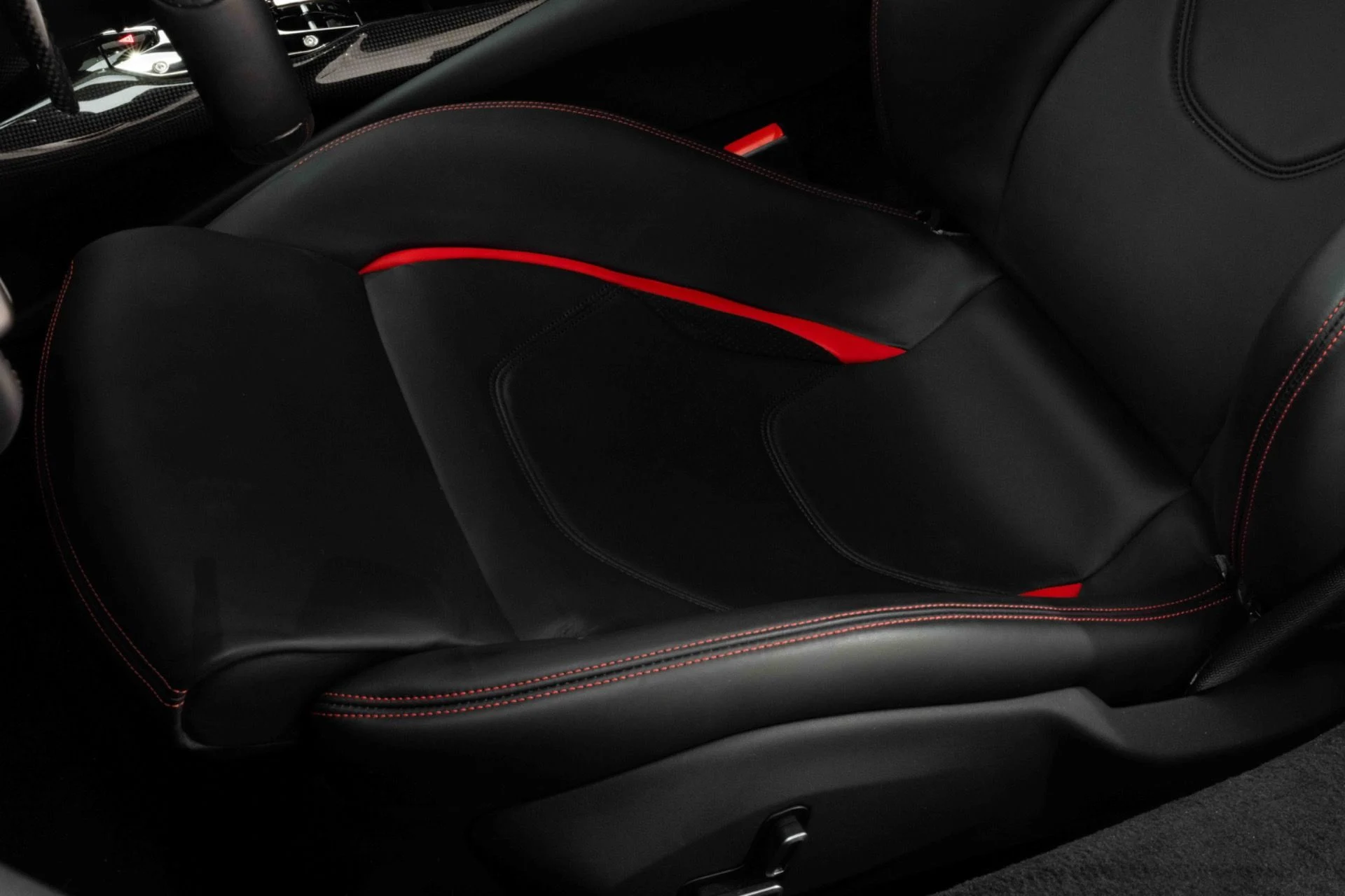 mph017_474810866_Used_2025_Ferrari_296_GTB_1774025094_e27d002aa3