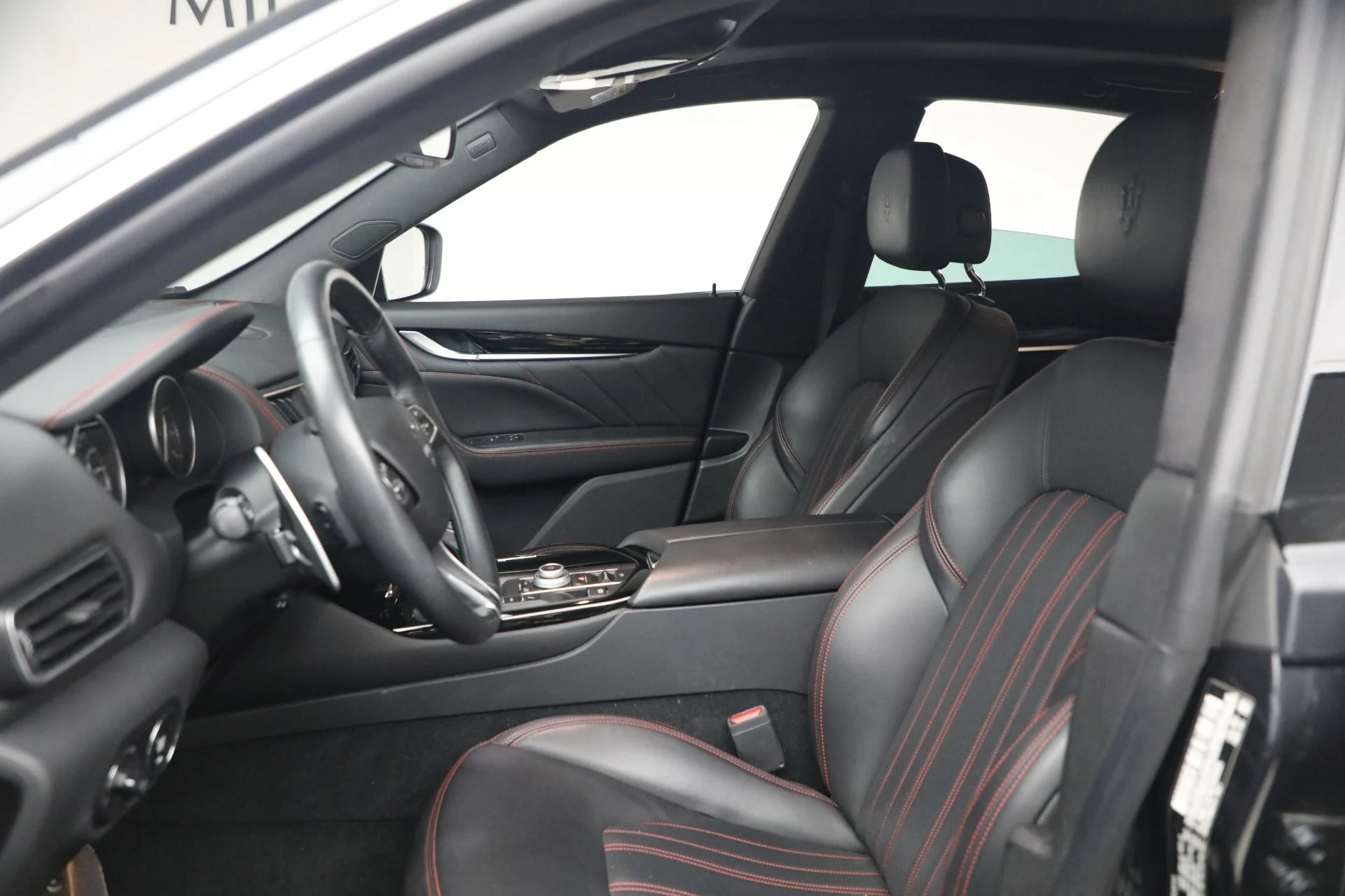 mph017_479493407_Used_2023_Maserati_Levante_GT_1791466885_677d479194